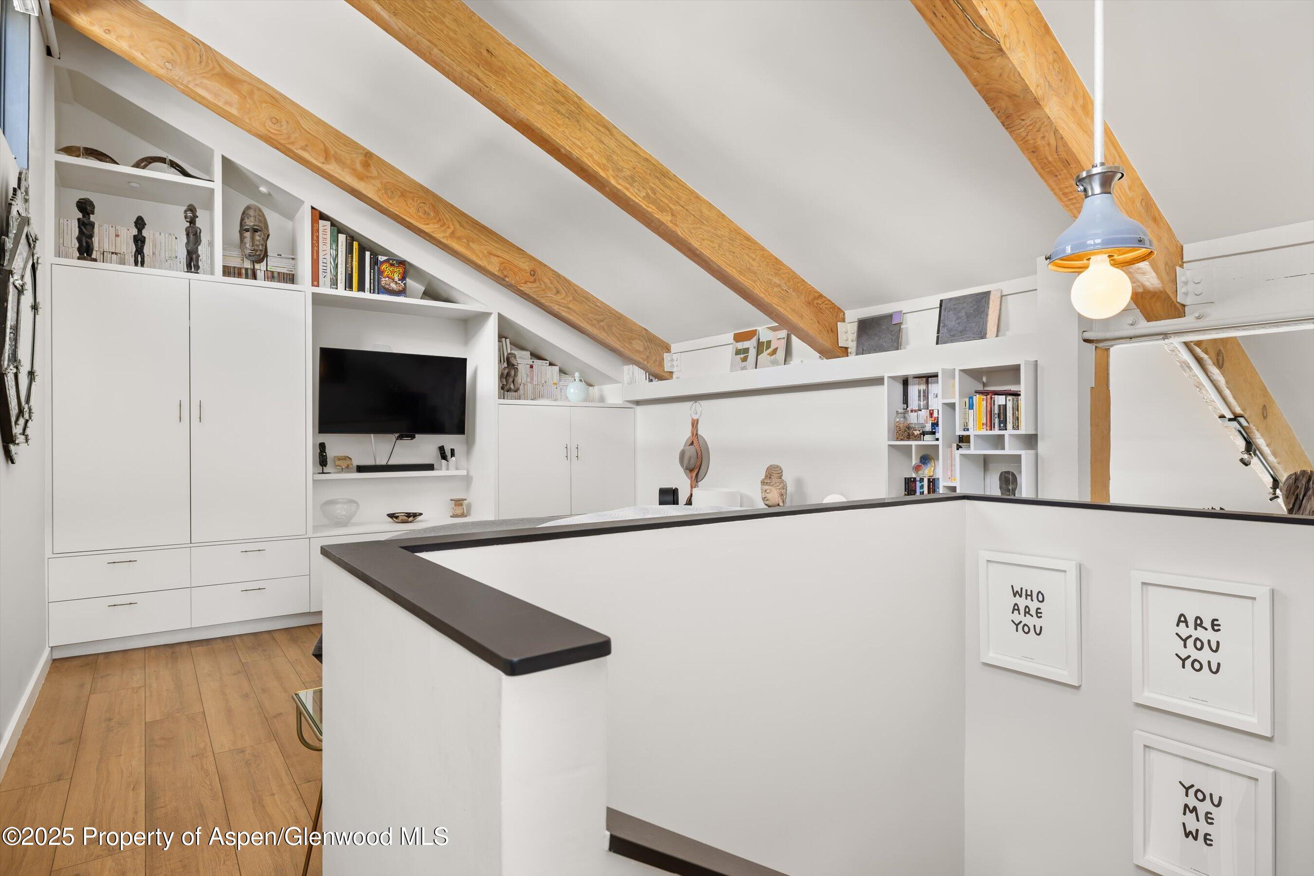 55 Upper Woodbridge Road, Unit H-6