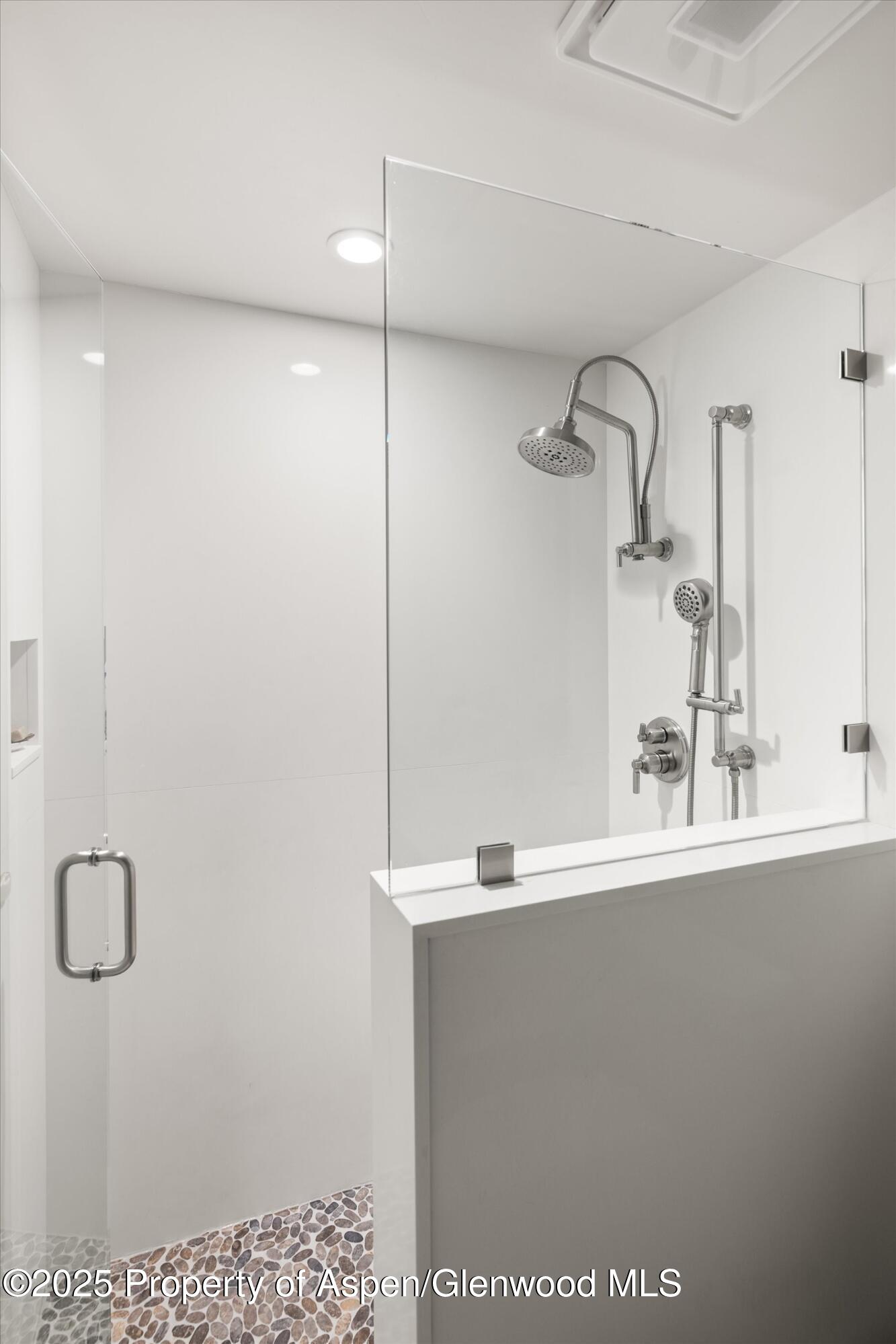 55 Upper Woodbridge Road, Unit H-6