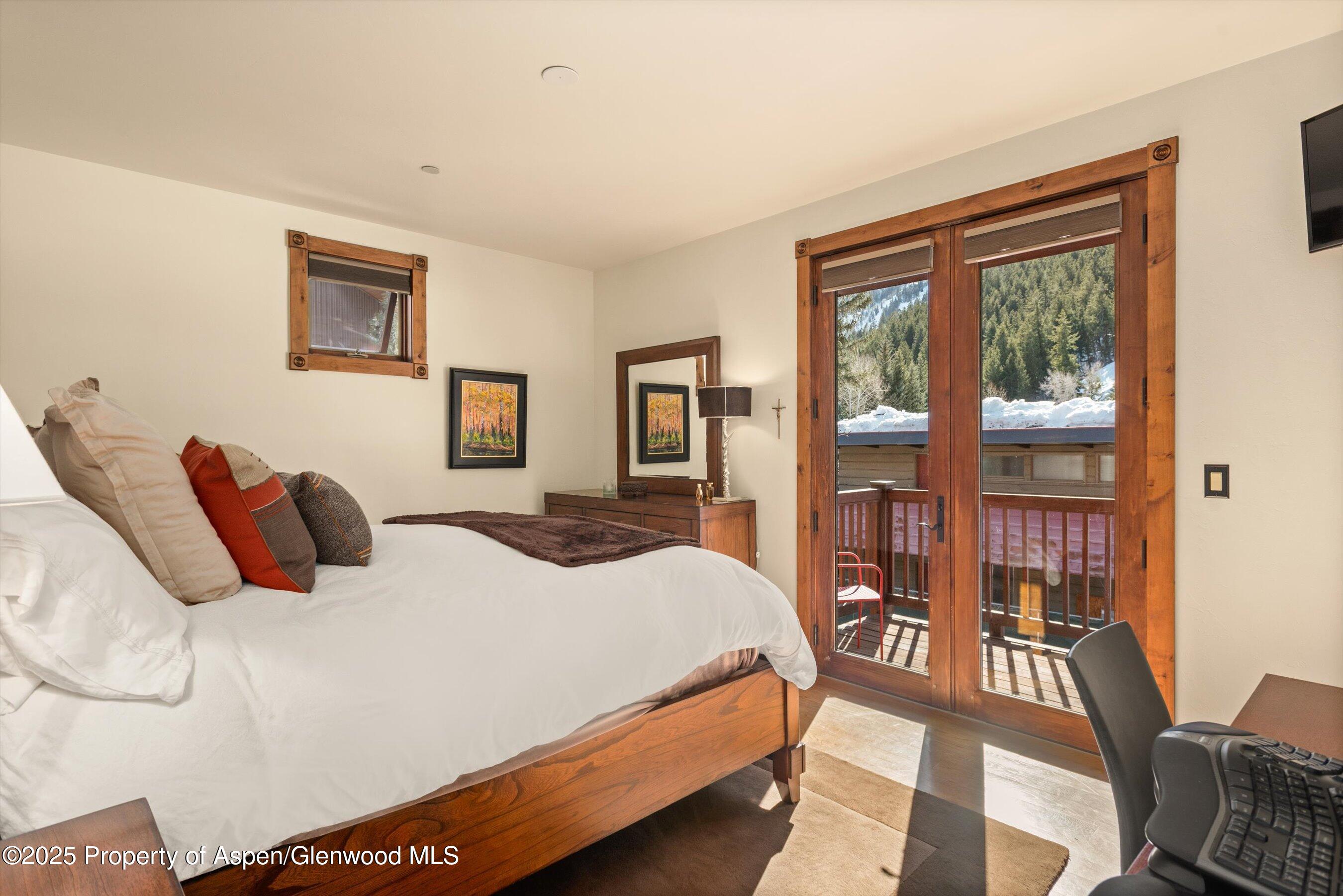 503 W Main Street B202