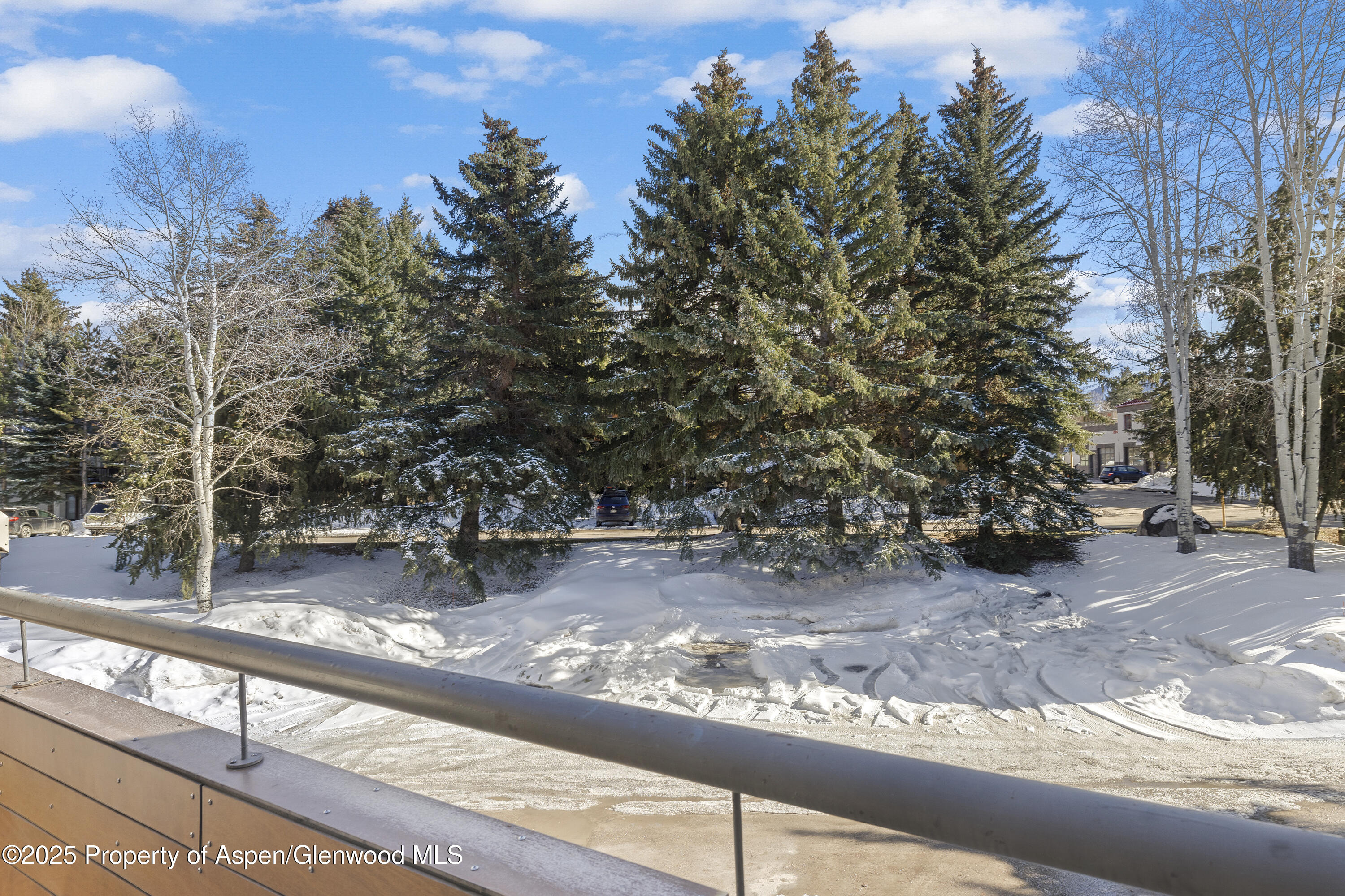 319 AABC, Unit C & D