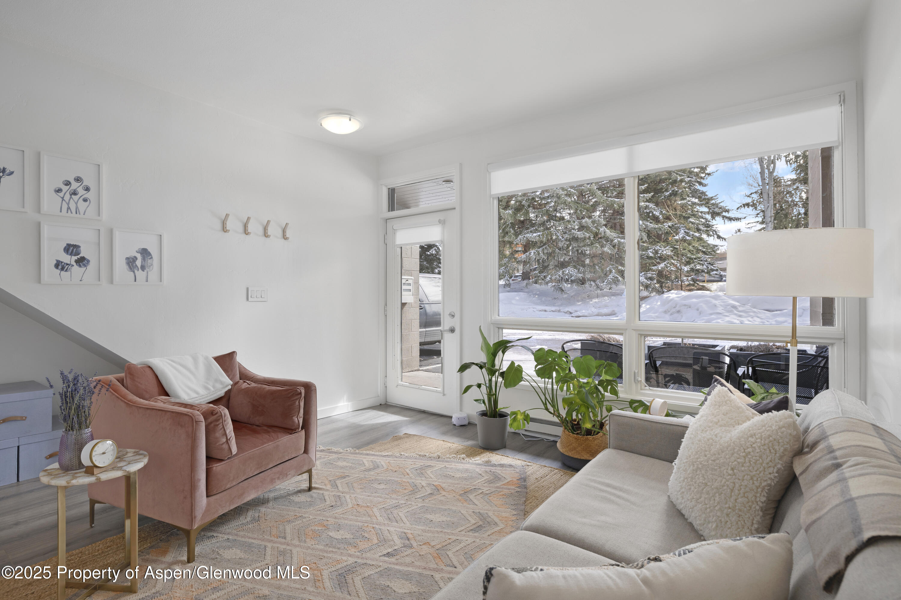 319 AABC, Unit C & D