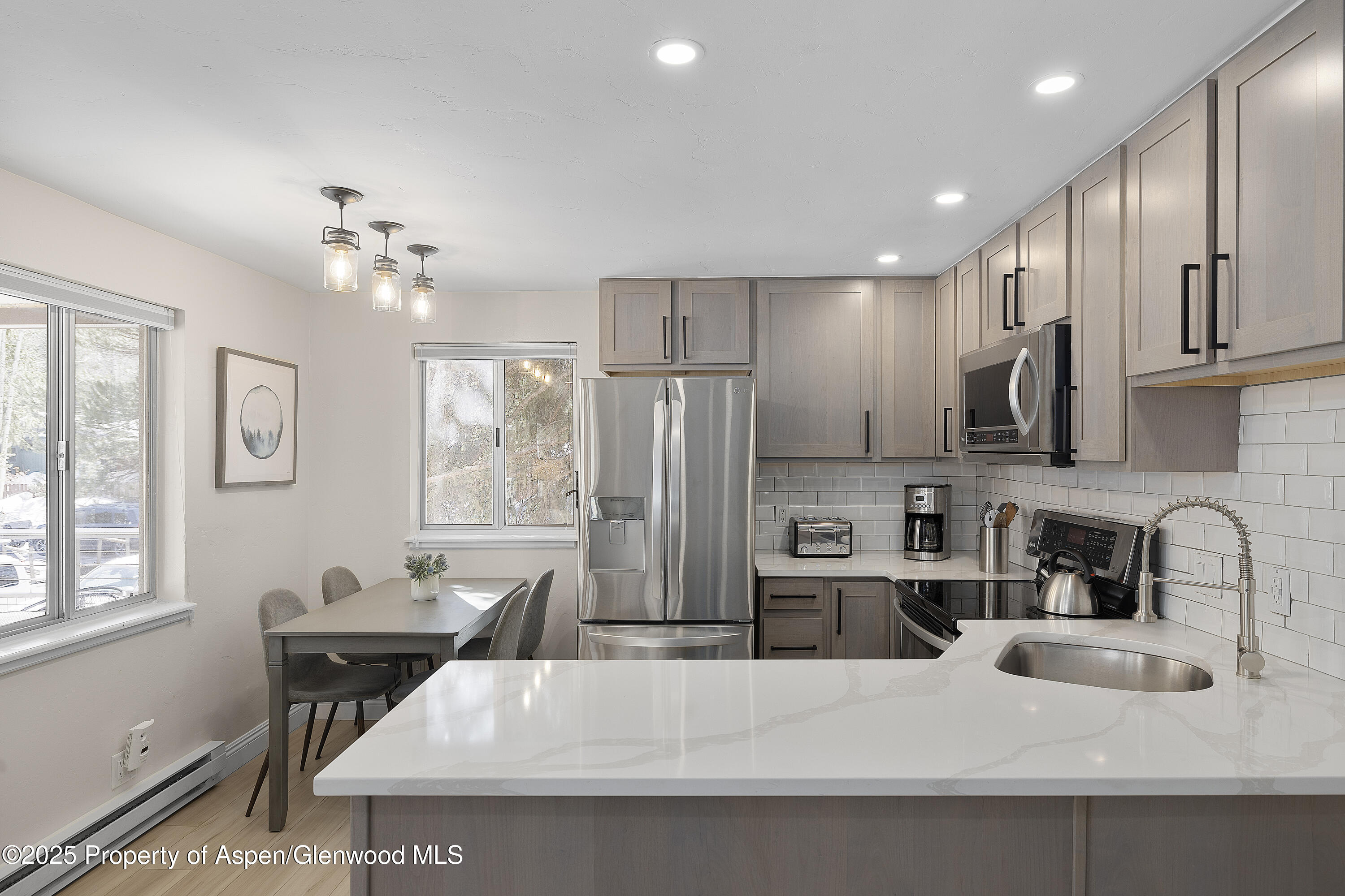 940 Waters Avenue, #201