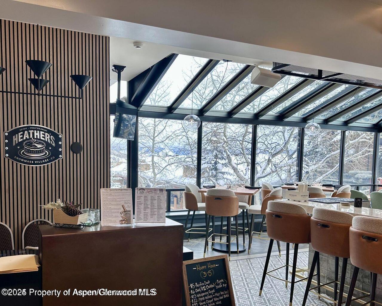 300 Carriage Way, 521