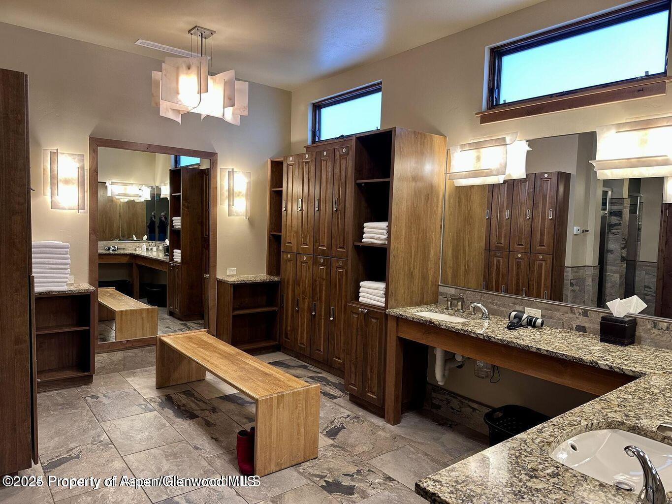 300 Carriage Way, 521