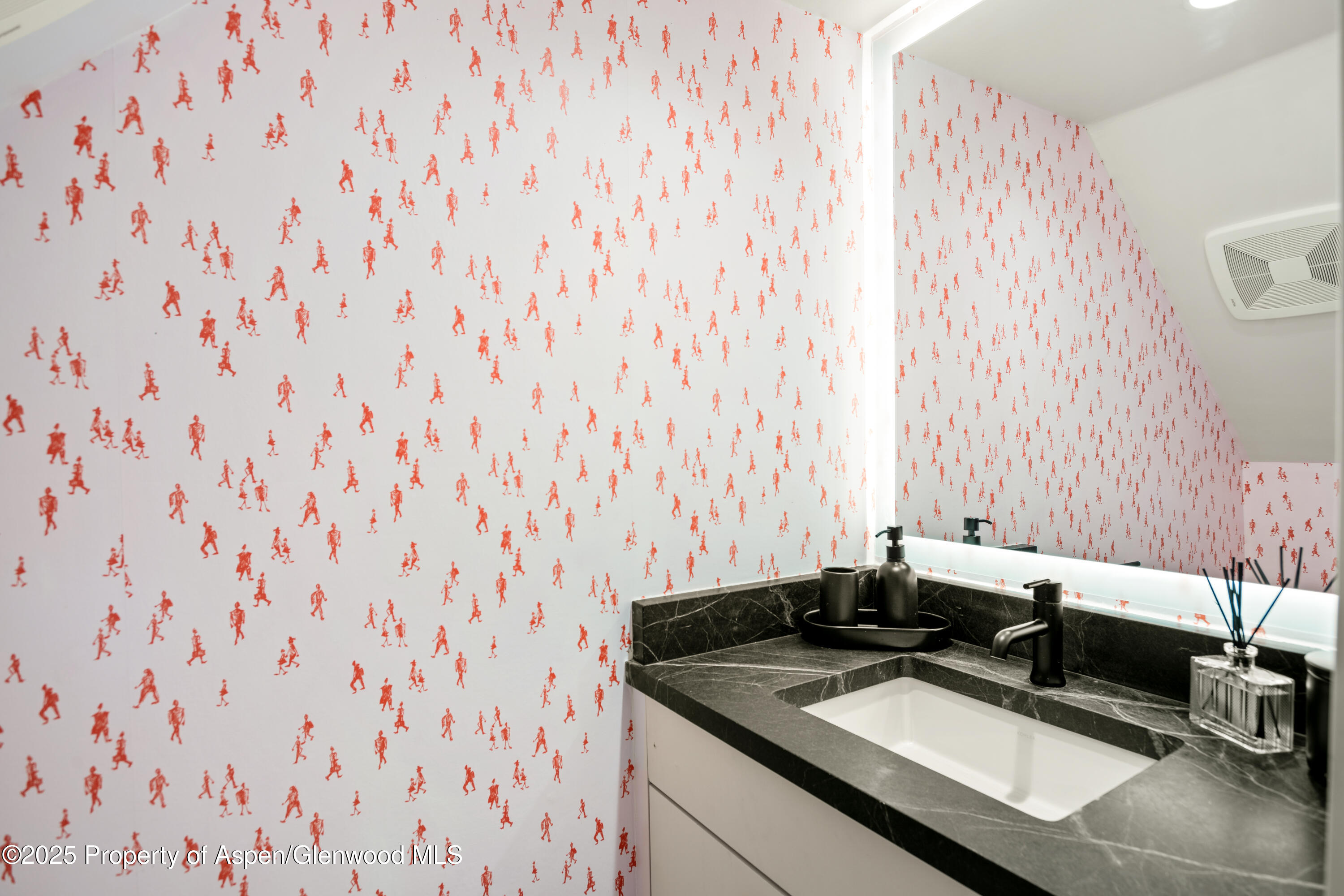 800 S Mill Street, Unit 304D