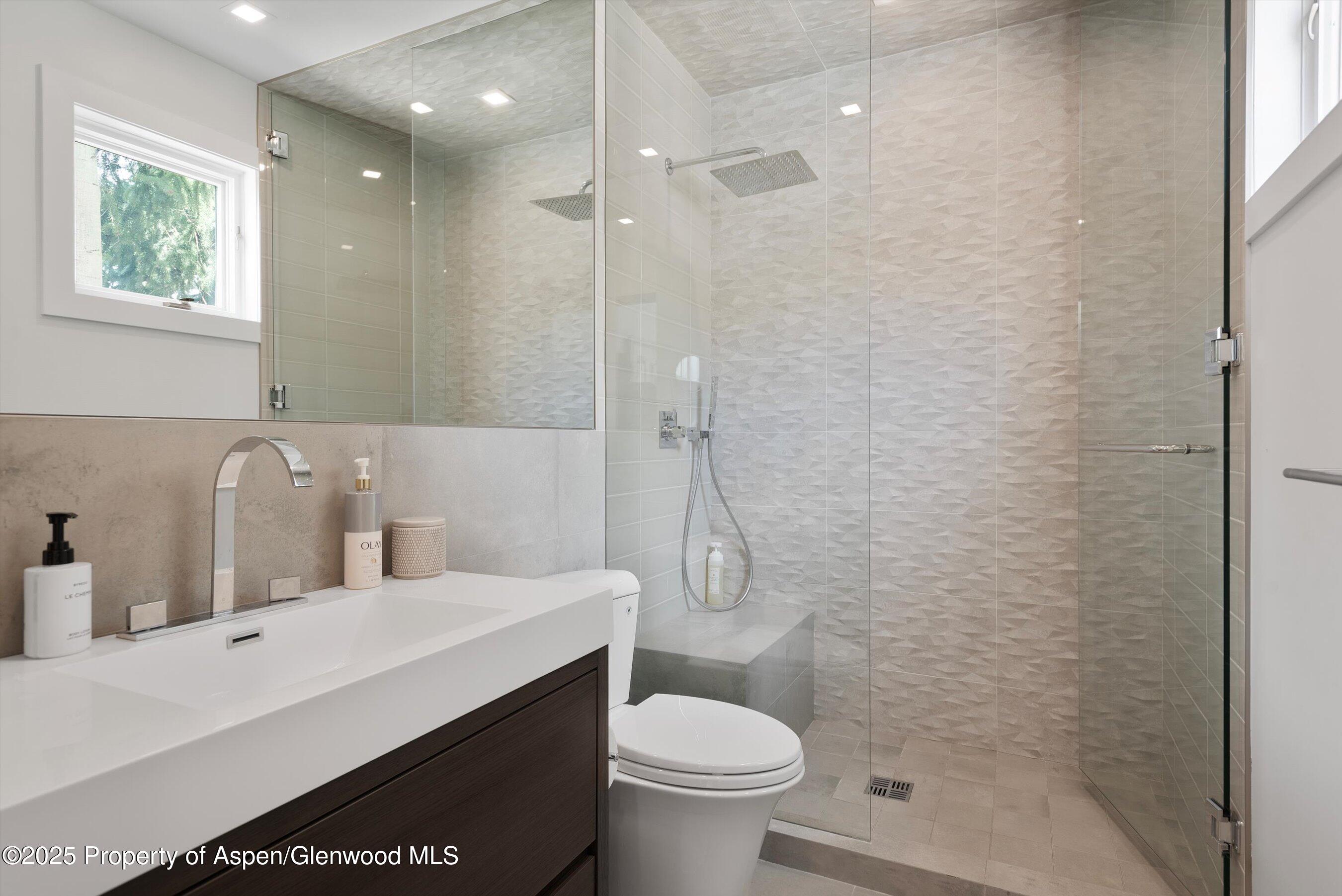 120 S Spring Street, 1