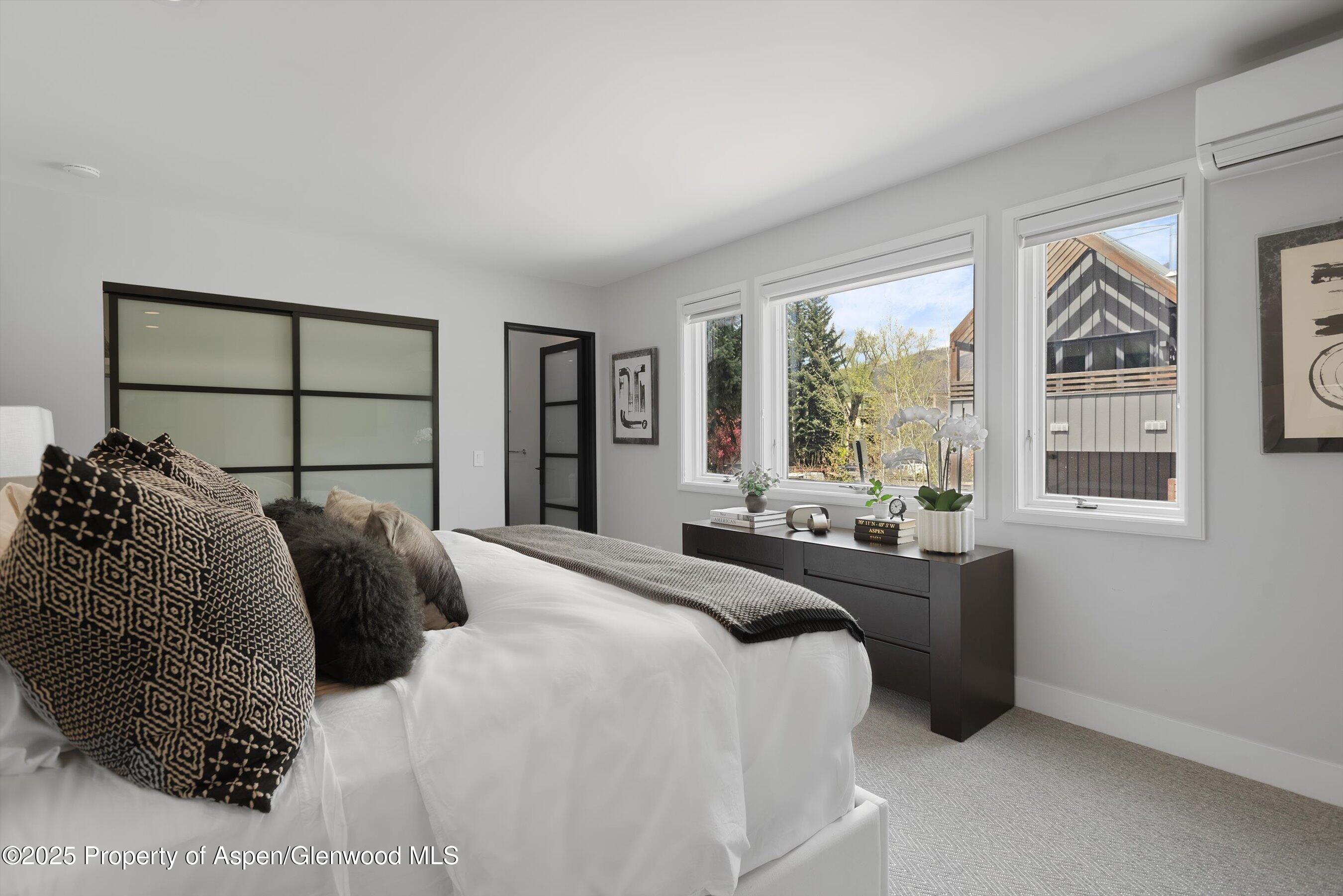 120 S Spring Street, 1