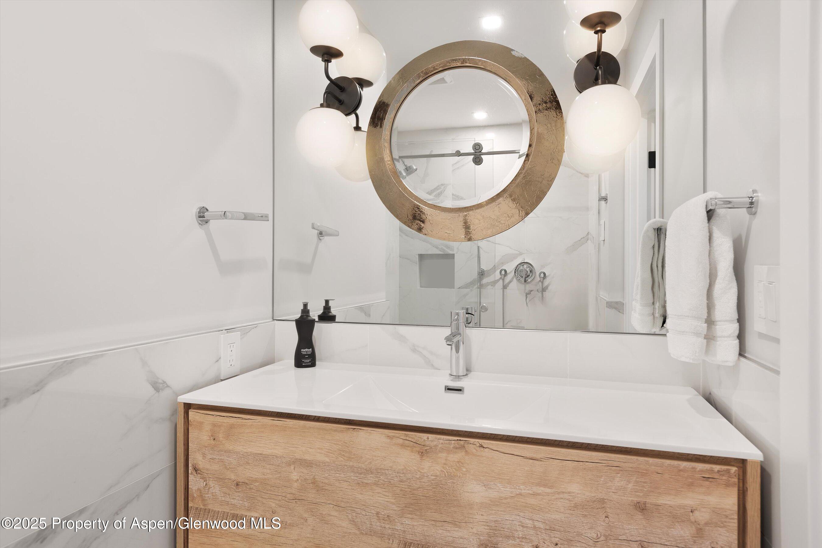 120 S Spring Street, 1