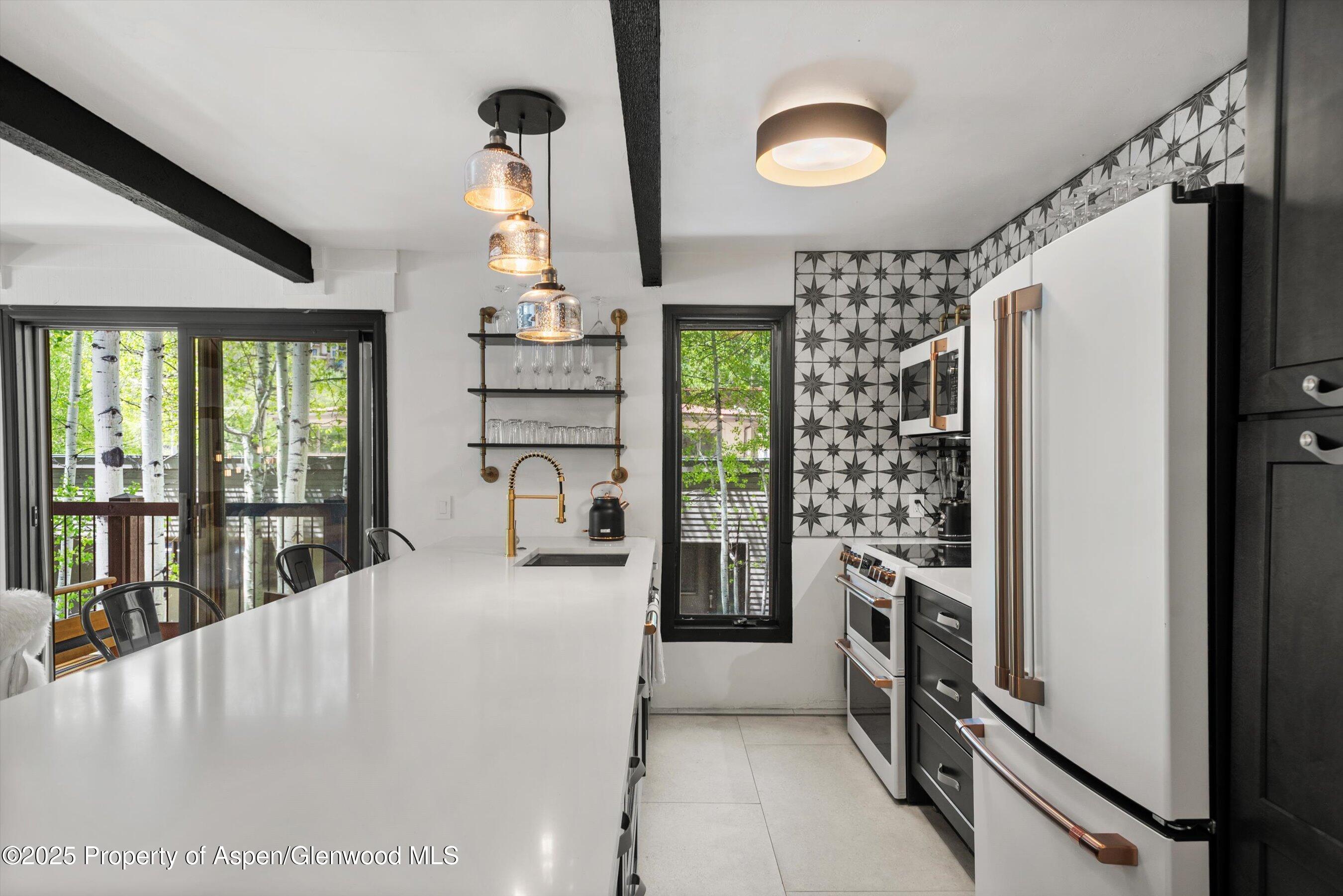 35 Upper Woodbridge Road, 2A