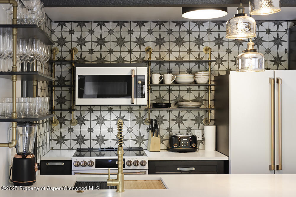 35 Upper Woodbridge Road, 2A