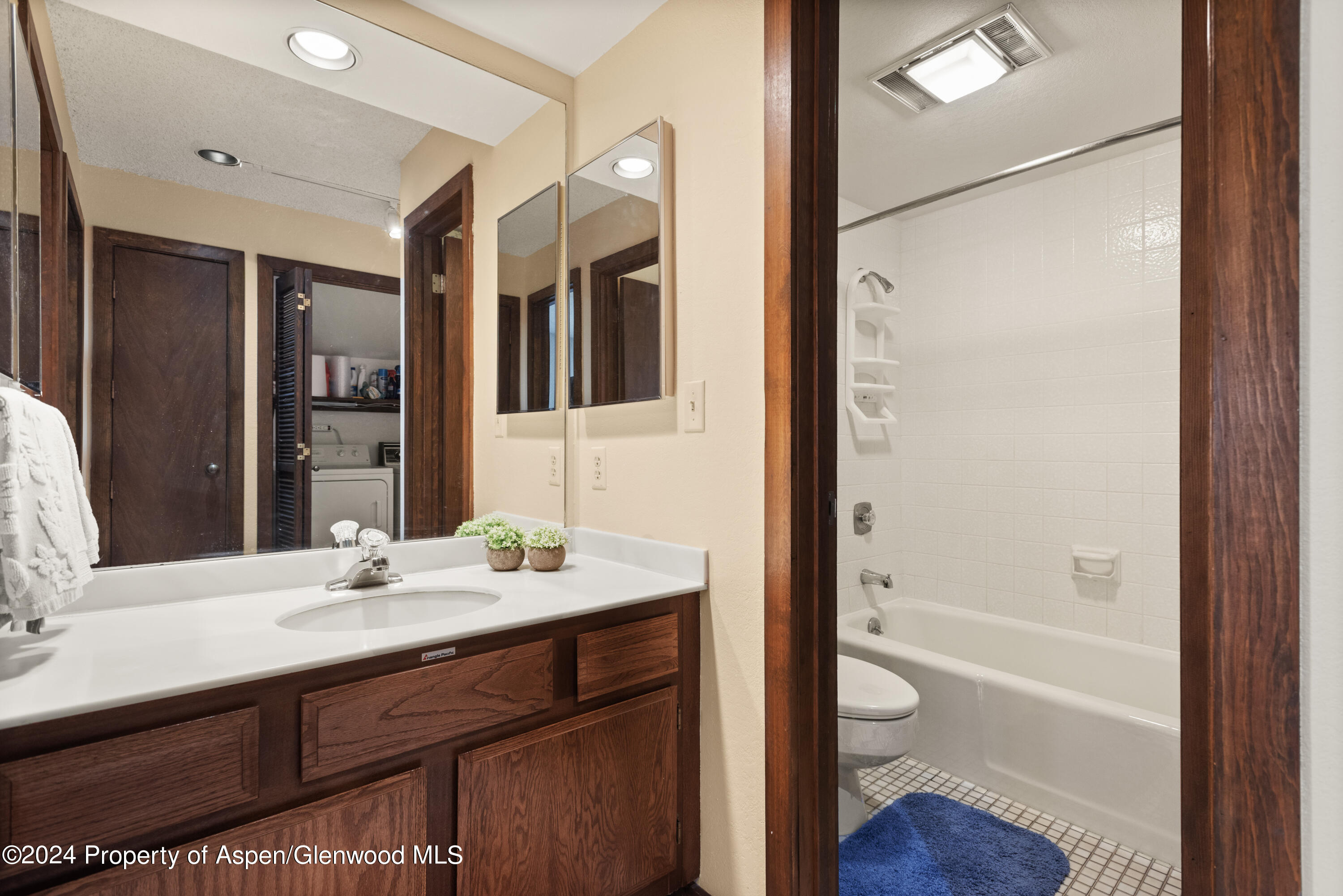 211 Meadow Ranch Drive, D5A