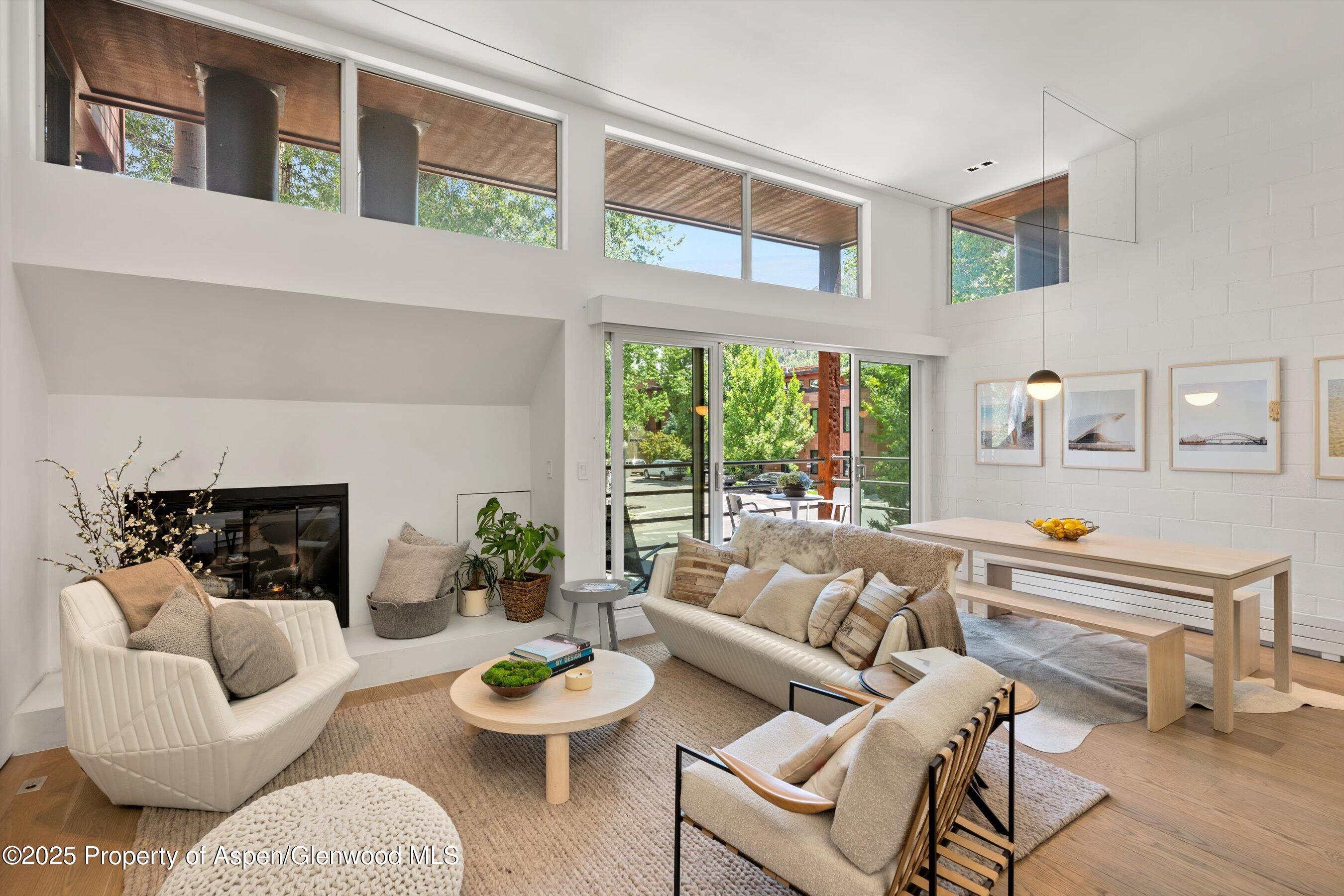 311 S Aspen Street Unit: Unit 5