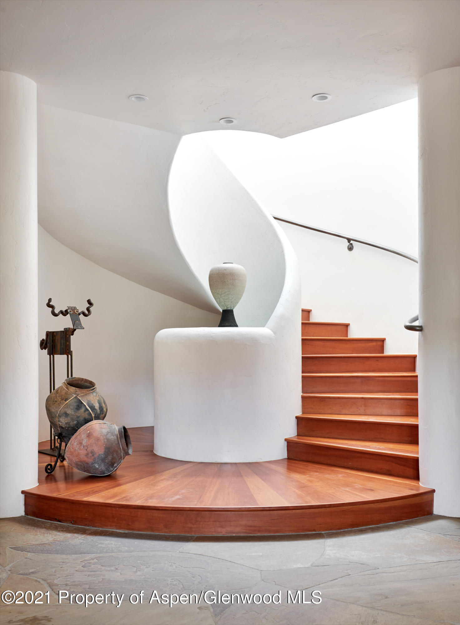 804 Hunter Creek Road