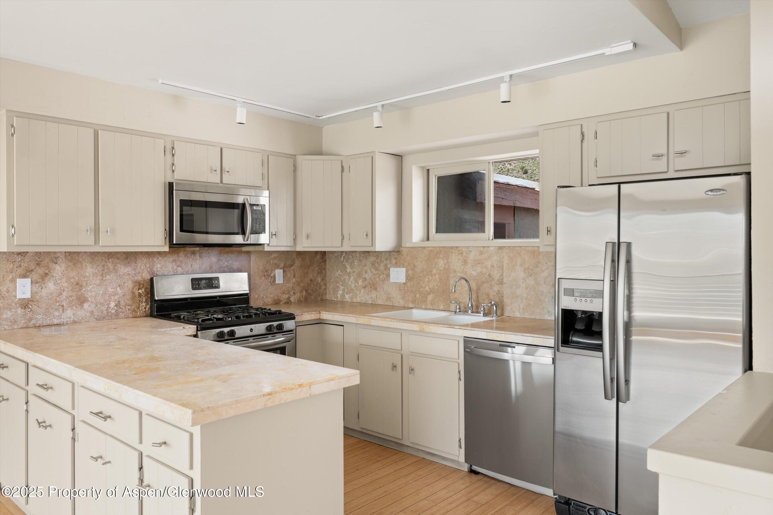 34 Twining Flats Road