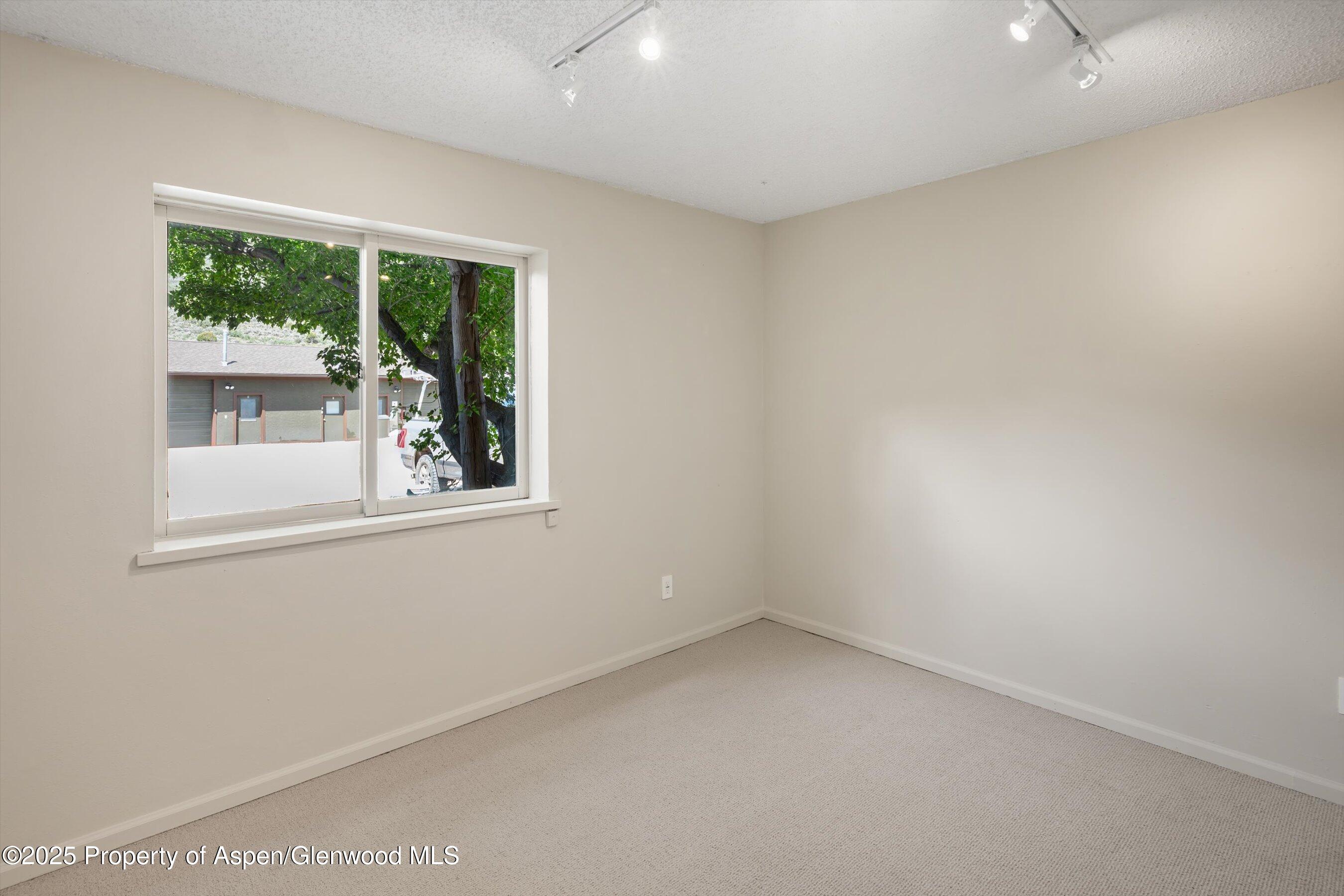 34 Twining Flats Road