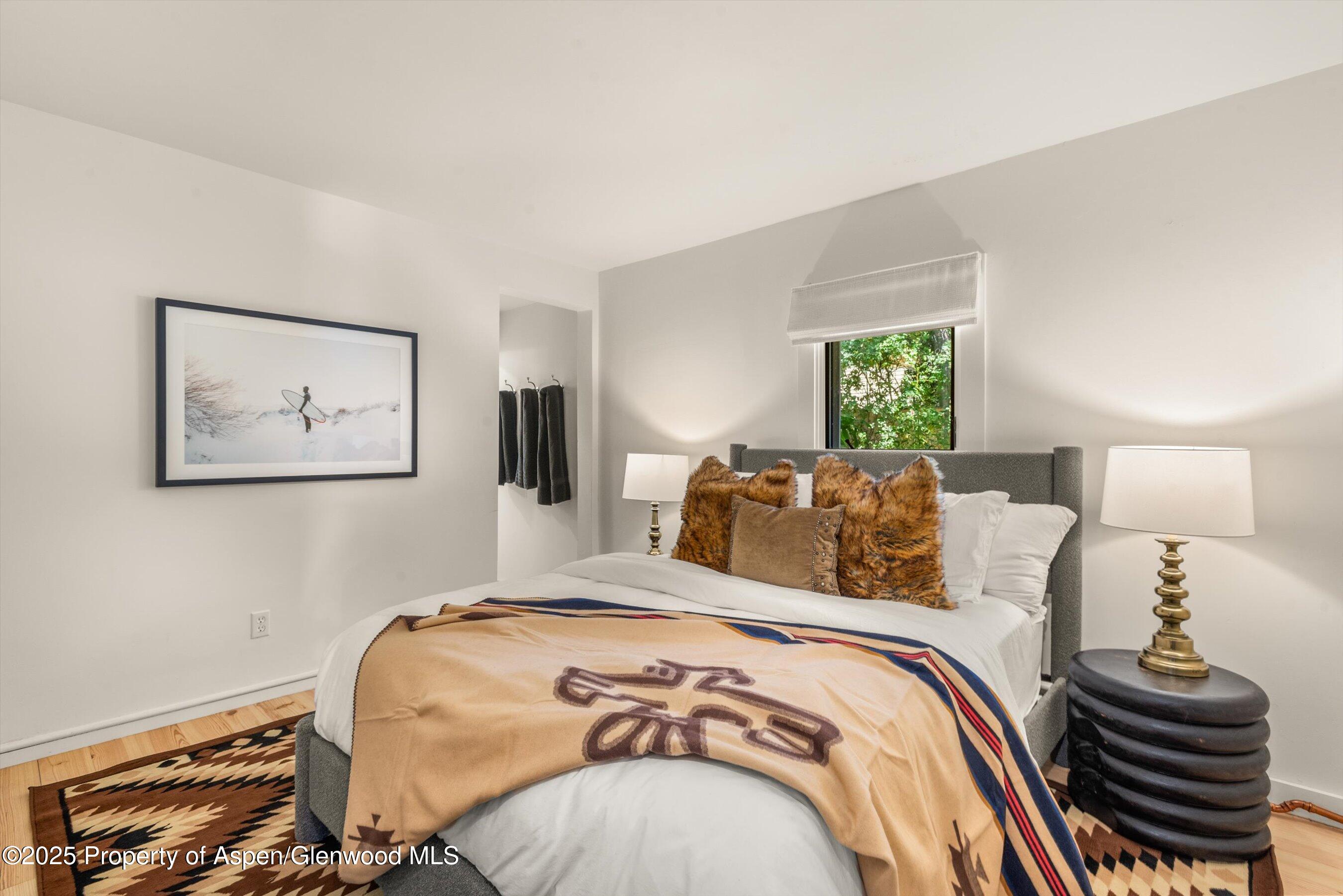 500 W Francis Street Carriage House