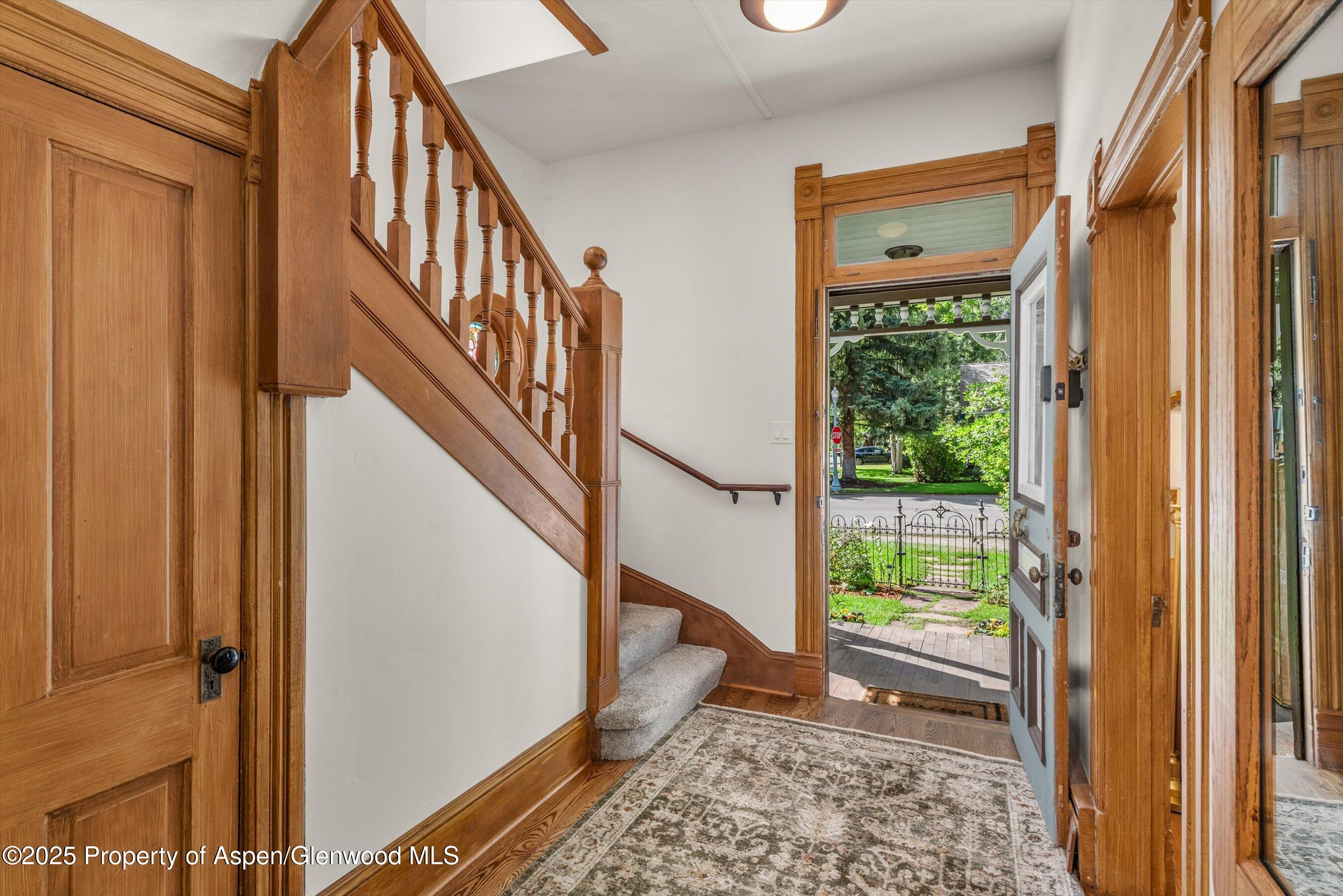 500 W Francis Street, Main House