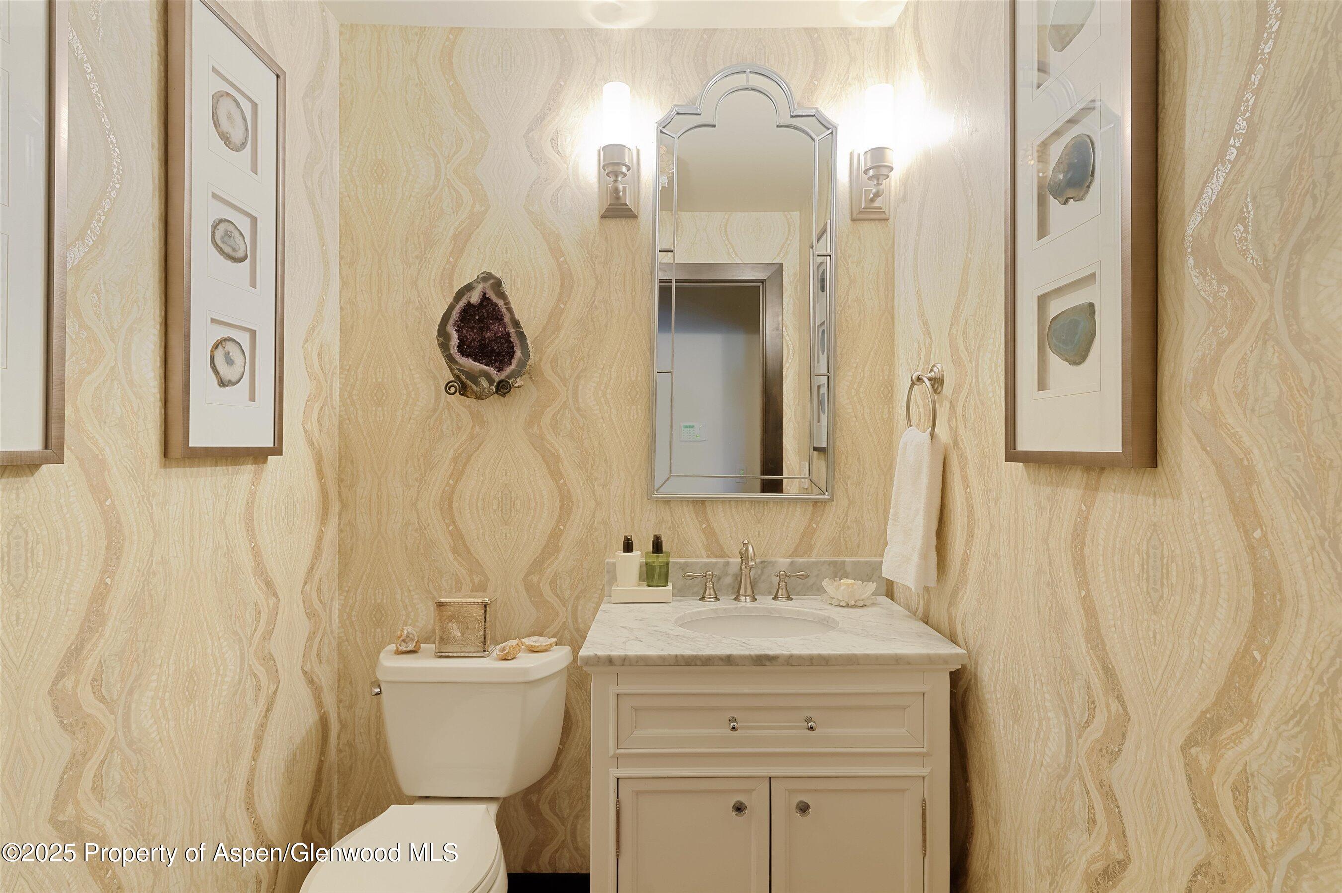 39 Roaring Fork Drive