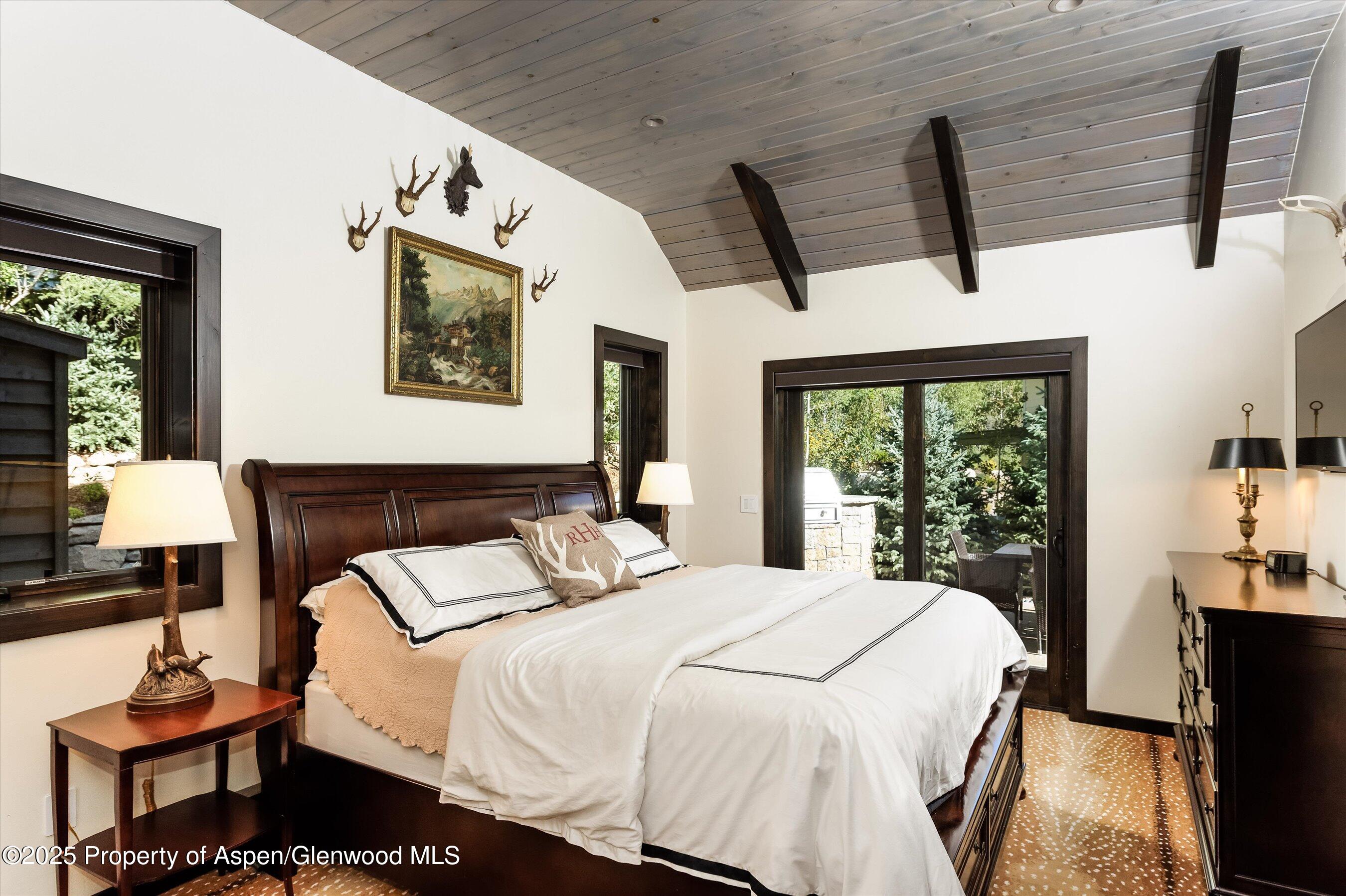 39 Roaring Fork Drive