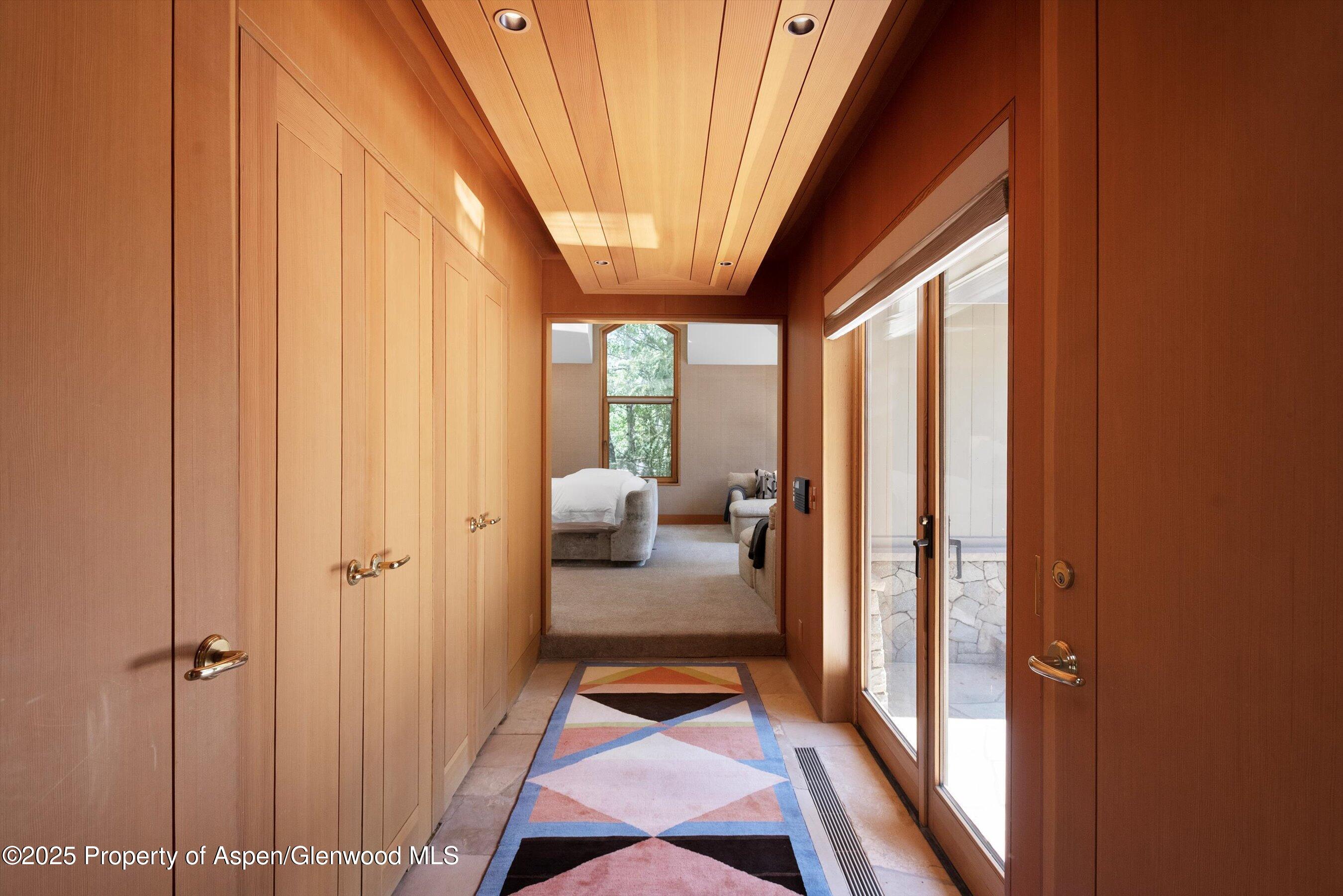 800 Roaring Fork Road