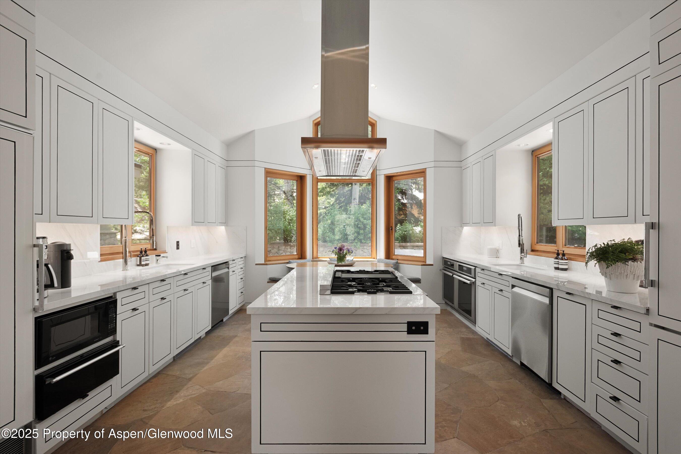 800 Roaring Fork Road