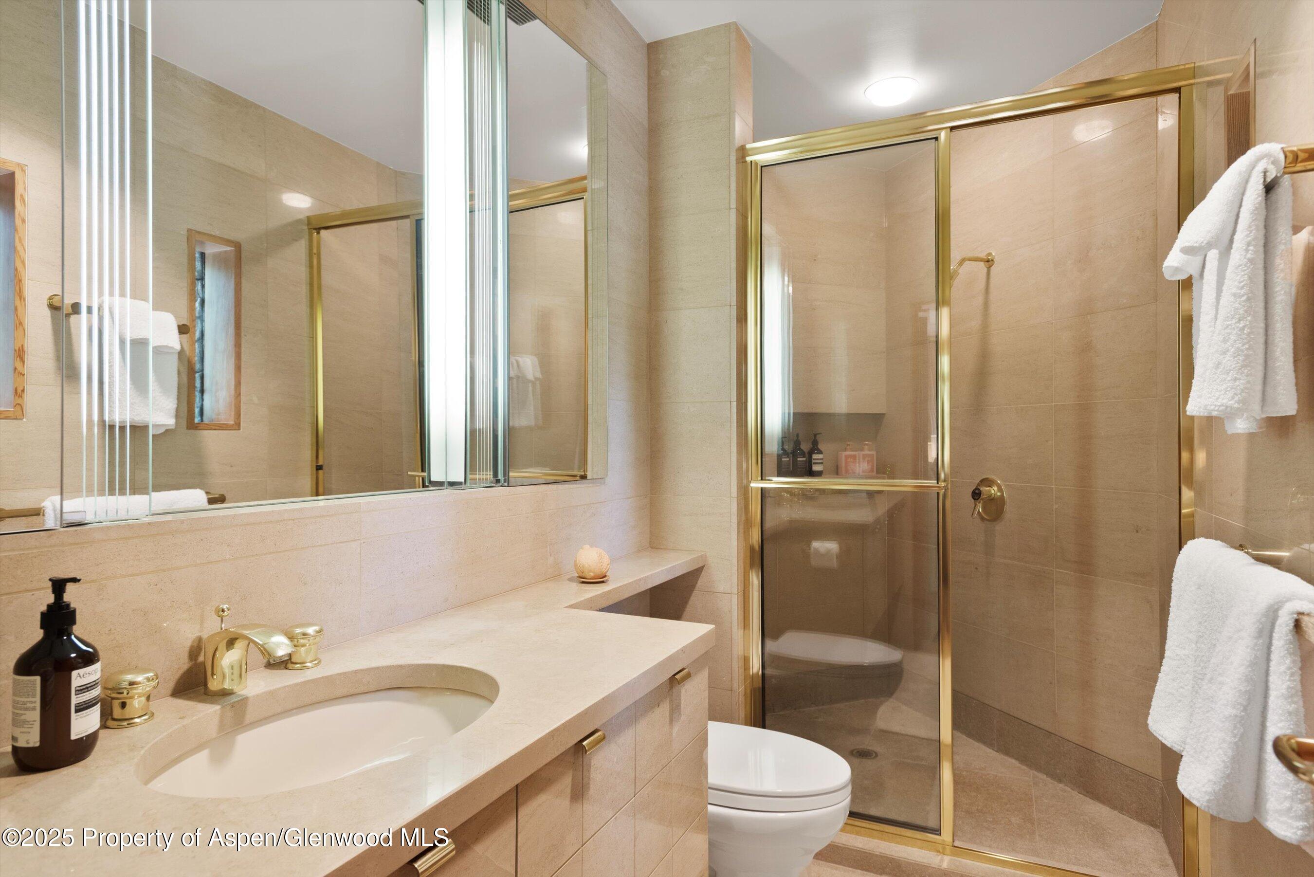 800 Roaring Fork Road