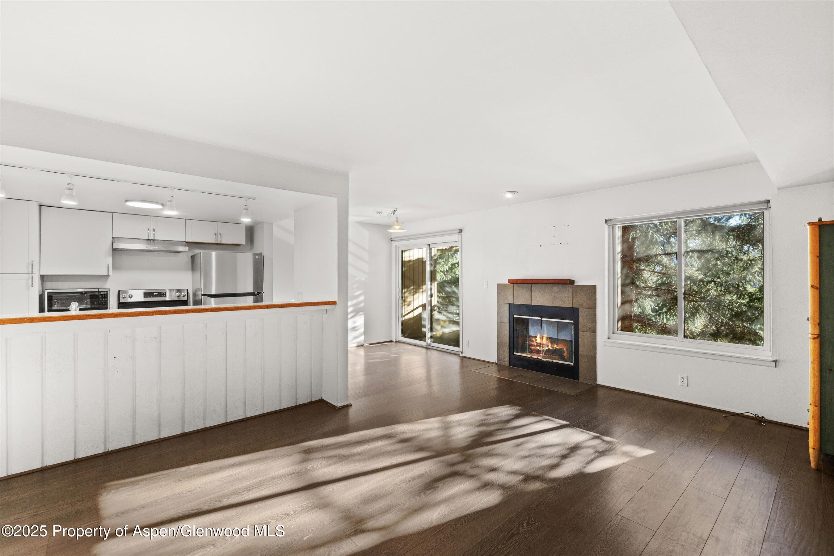 35 Lower Woodbridge Road V/177