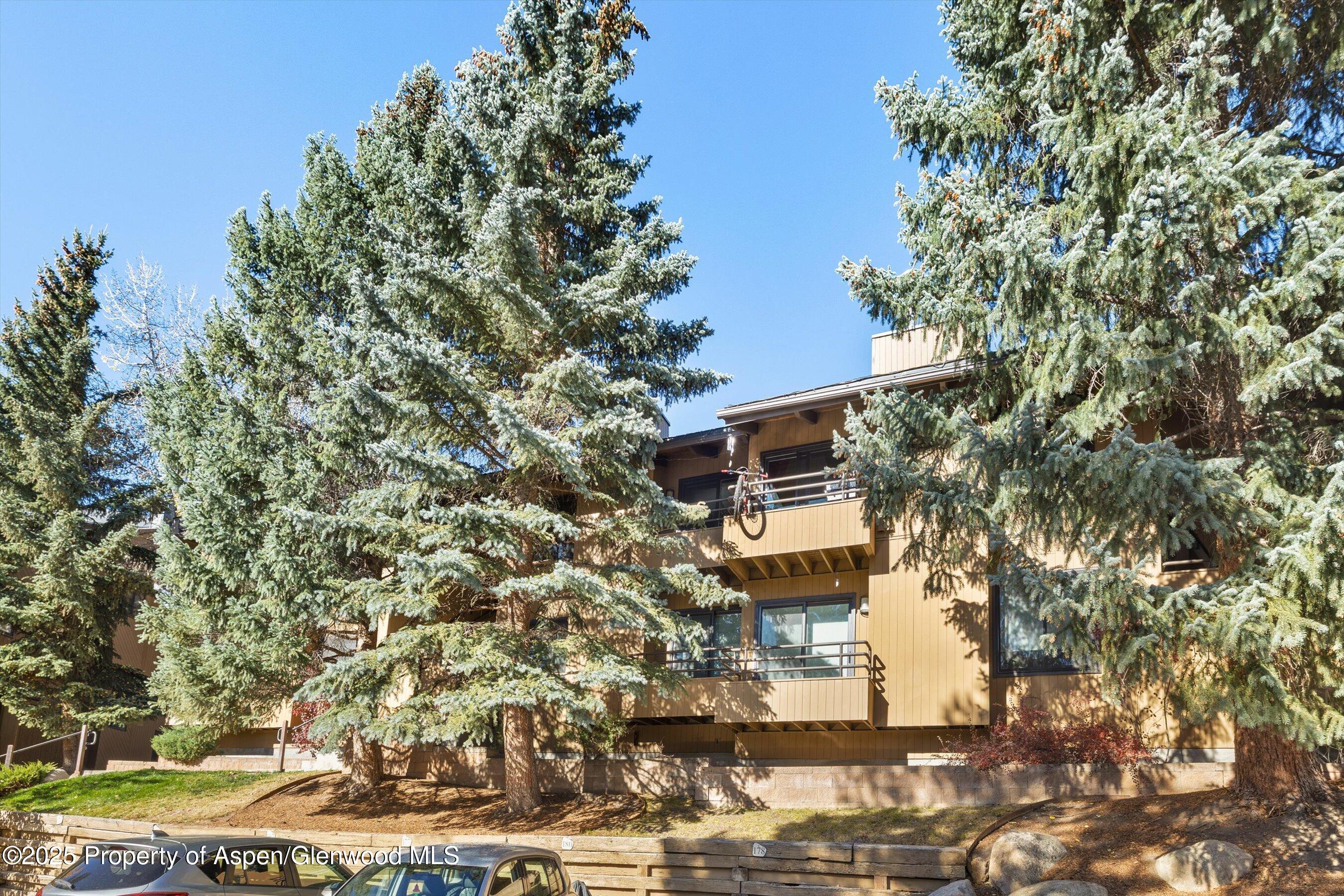 35 Lower Woodbridge Road V/177