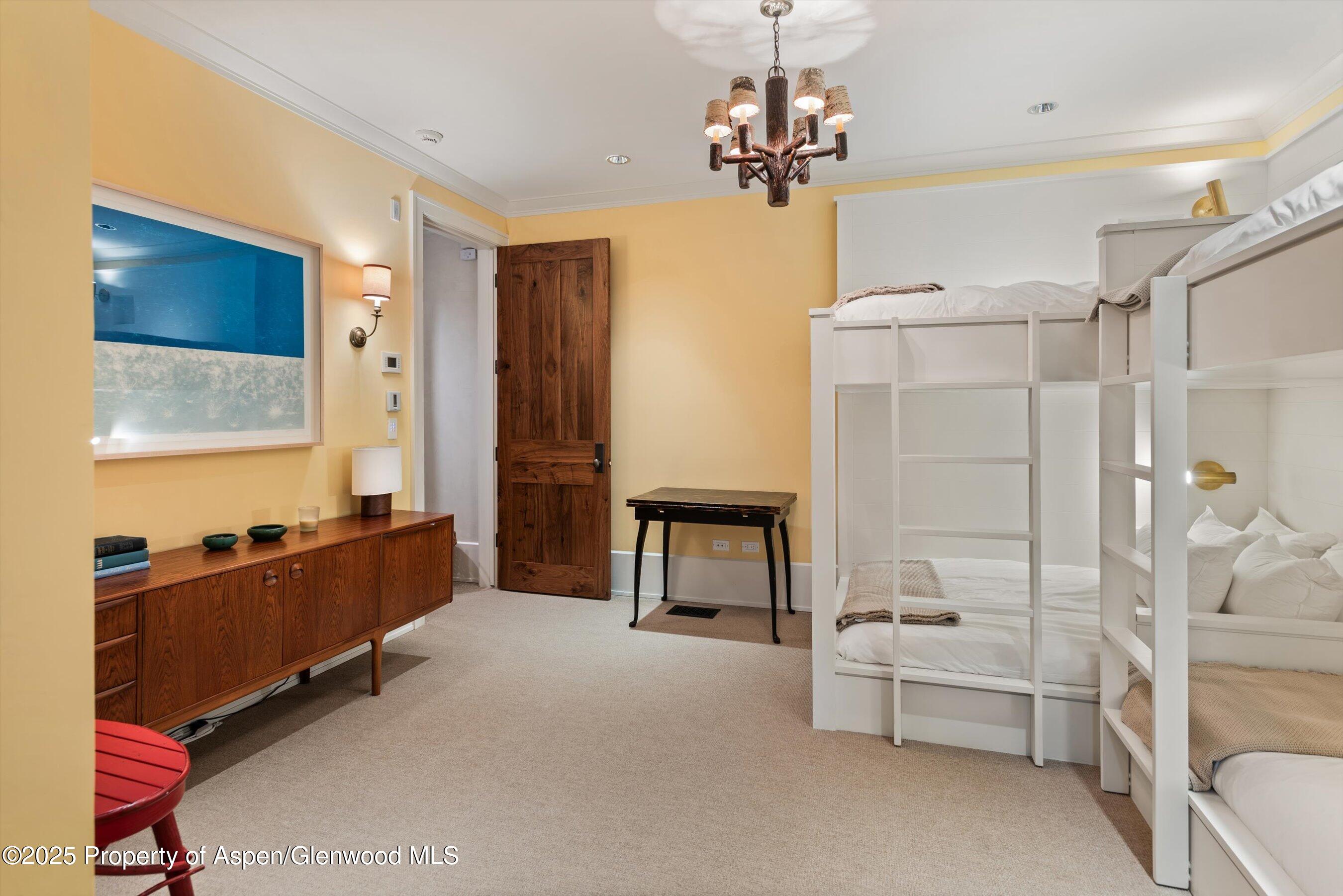 304 S Garmisch Street