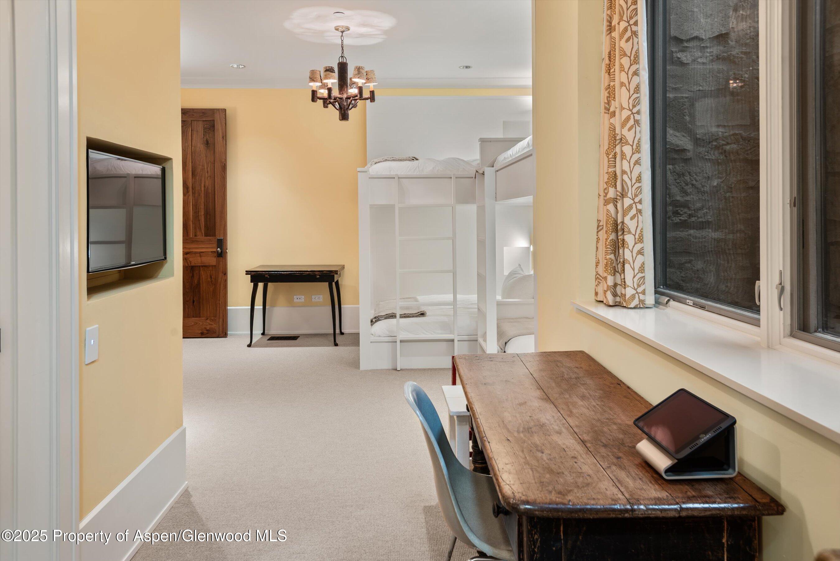 304 S Garmisch Street