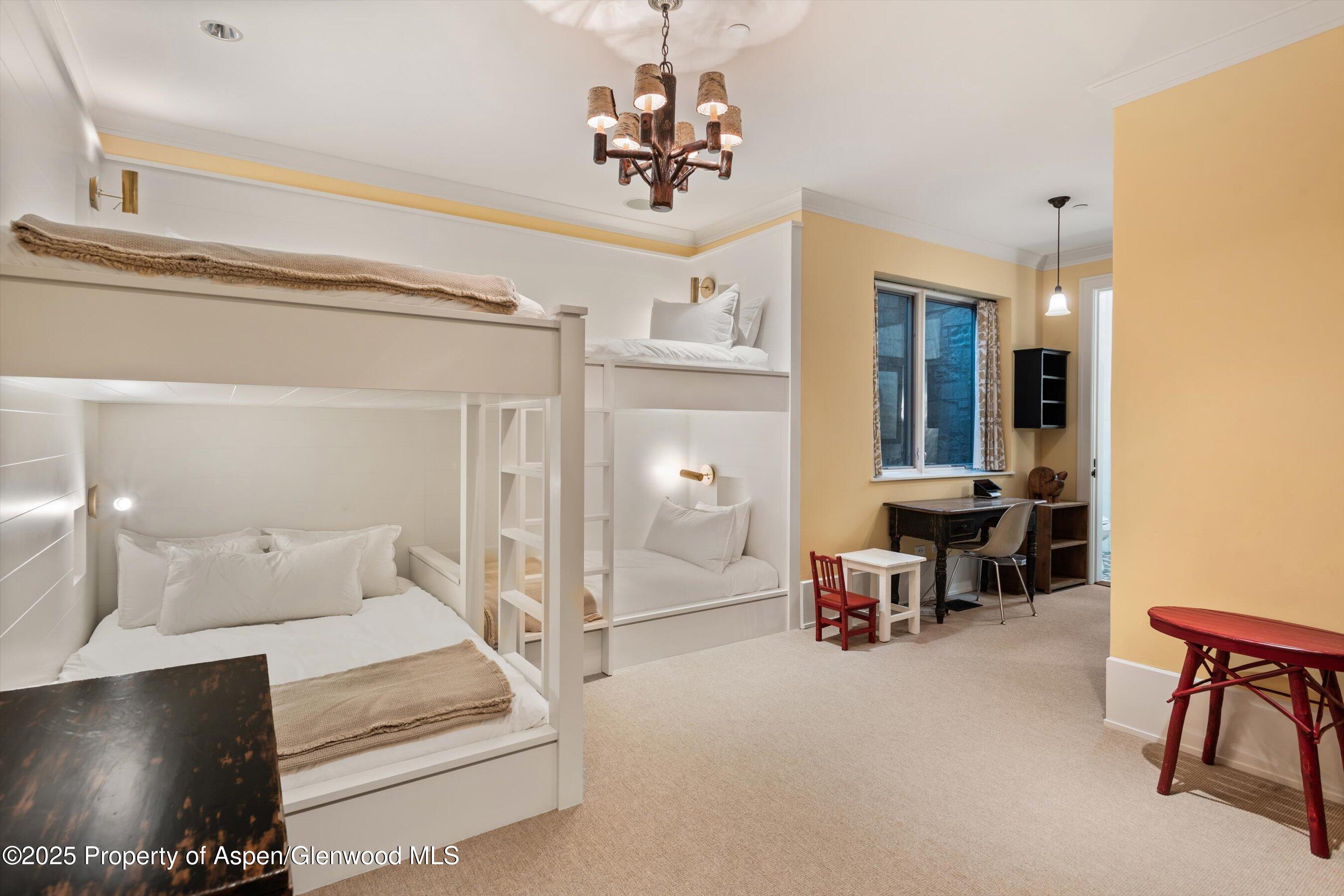 304 S Garmisch Street