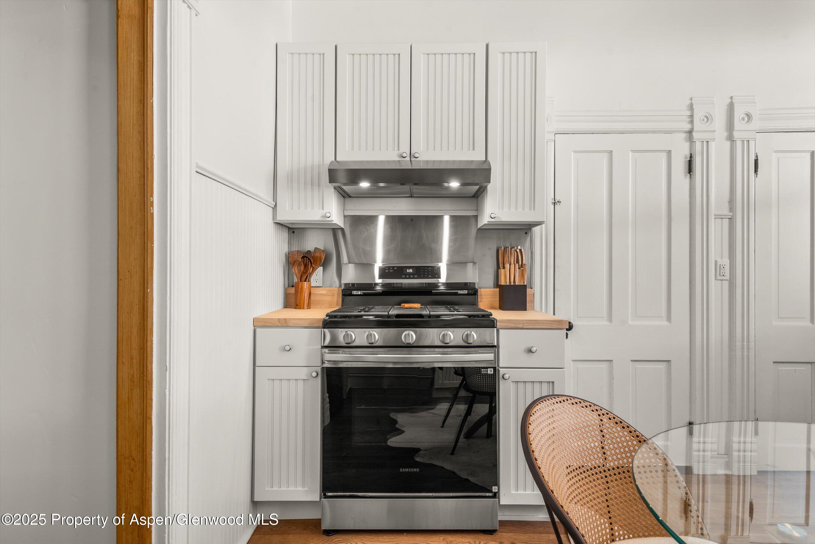 500 W Francis Street