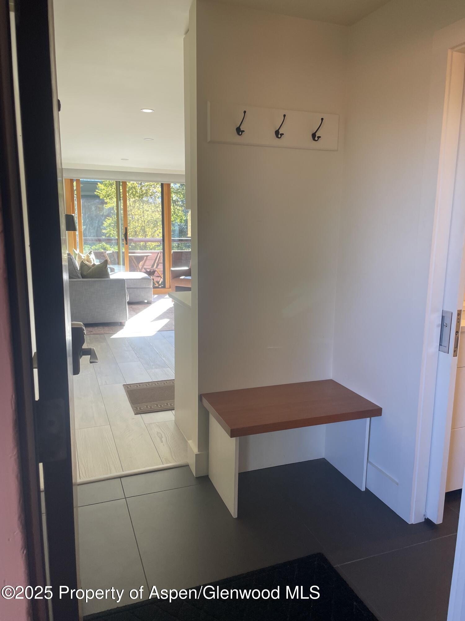 1136 Vine Street 1136