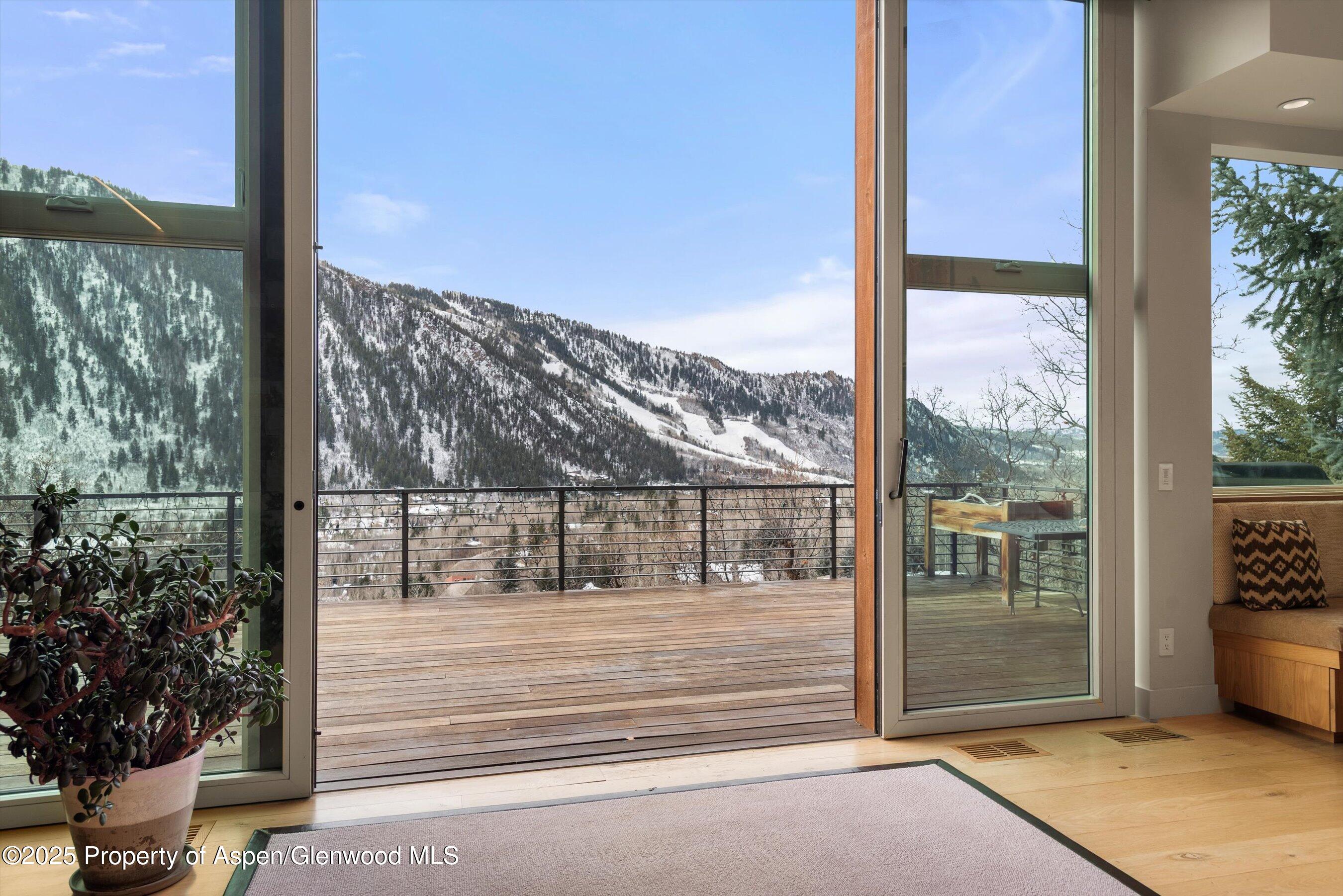 40 Mountain Laurel Lane