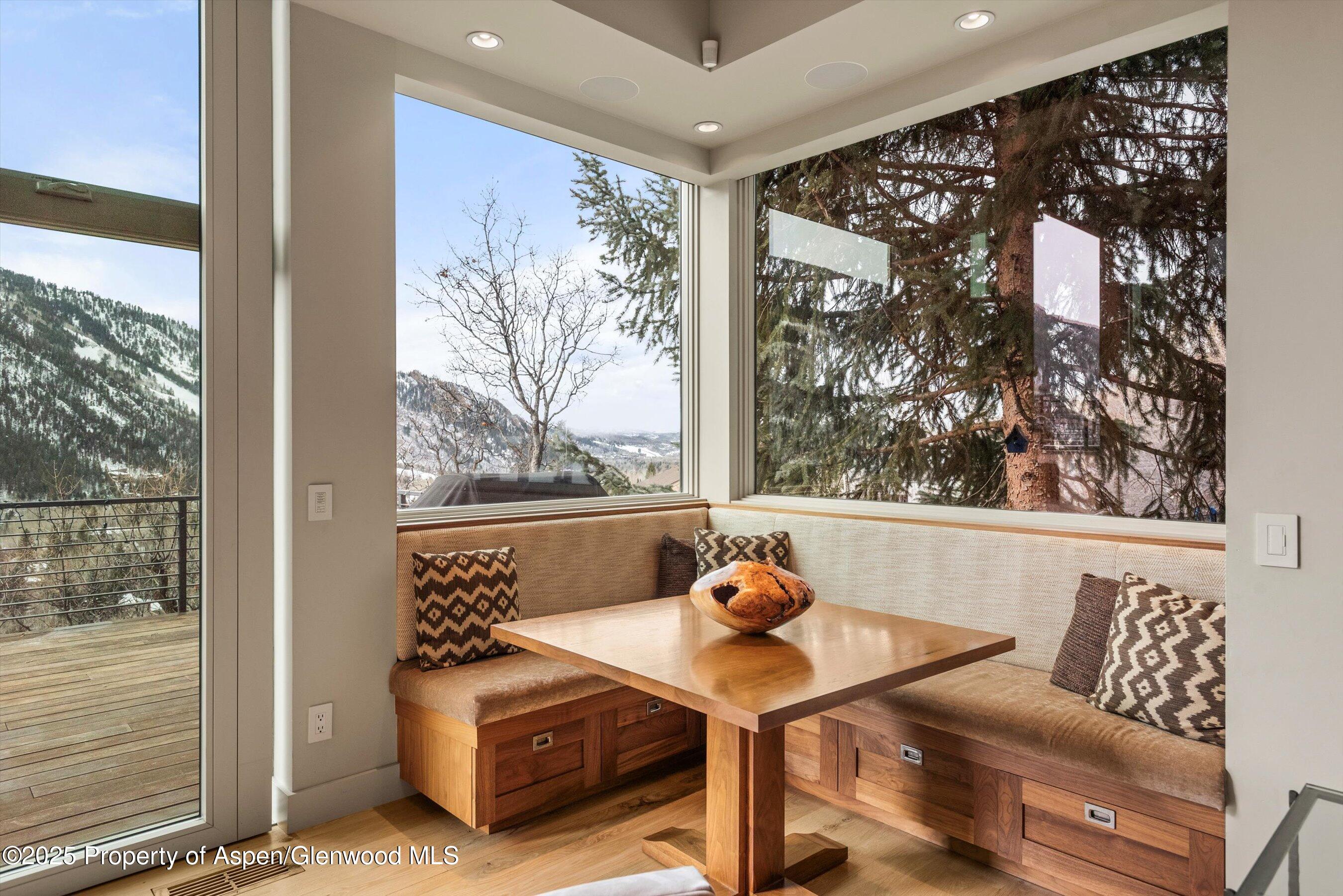 40 Mountain Laurel Lane