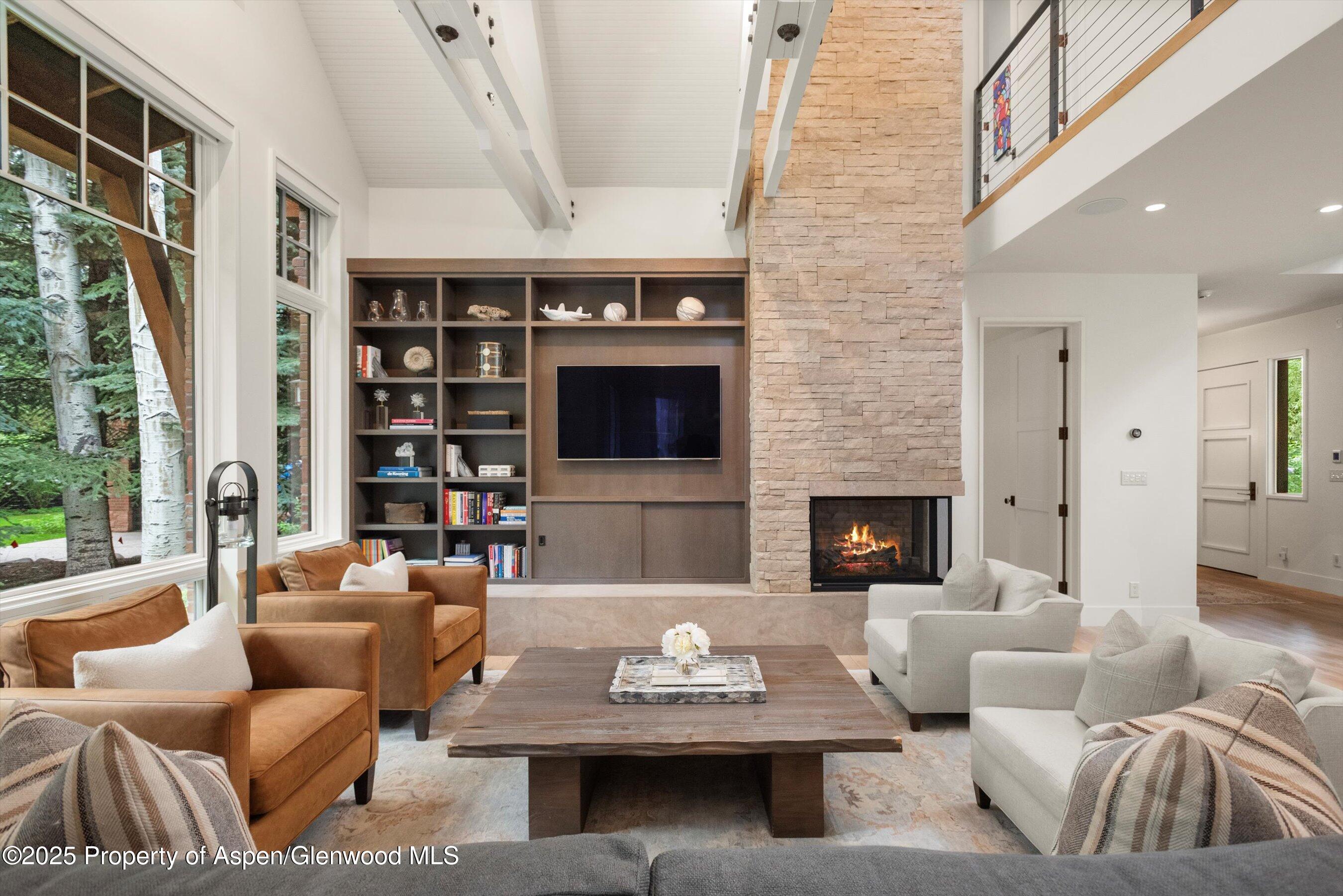 103 S Seventh Street