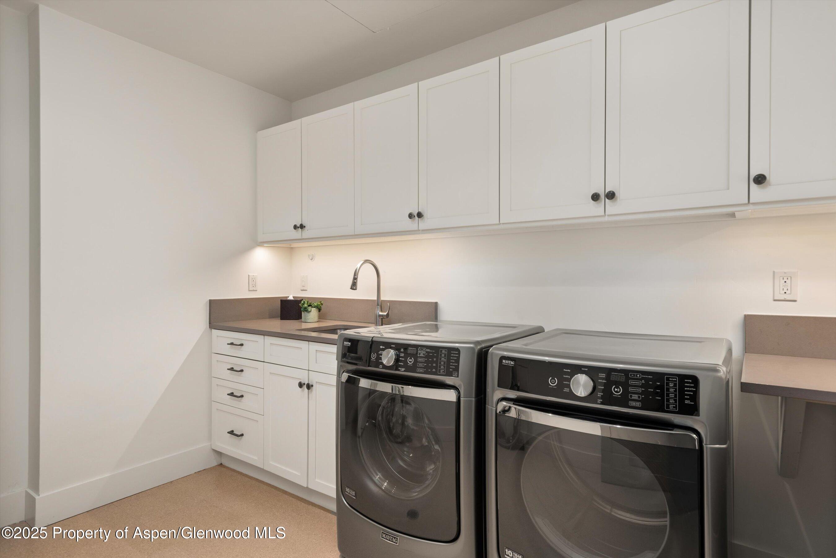 103 S Seventh Street