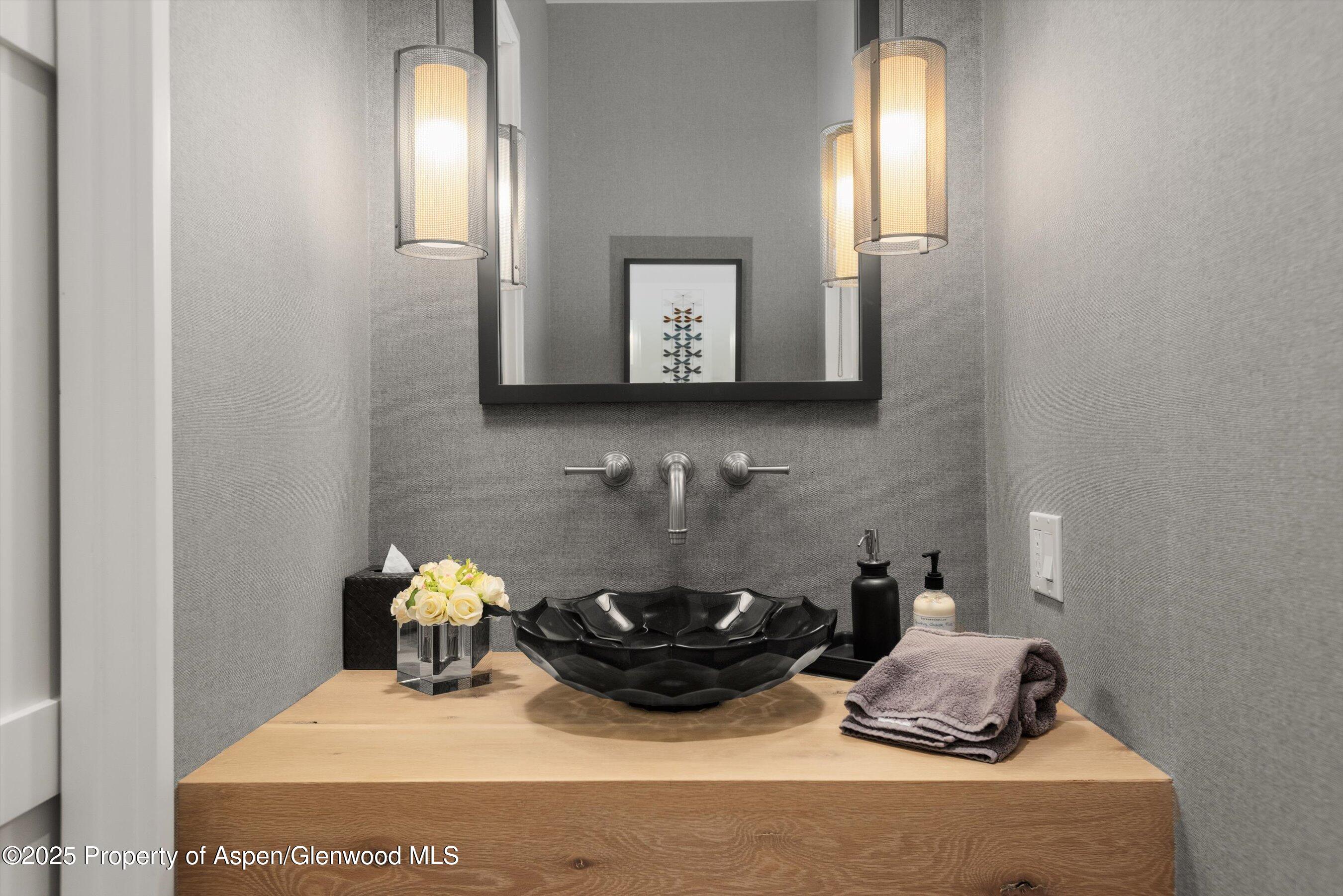 103 S Seventh Street