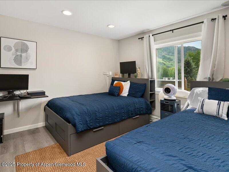 326 Midland Avenue 302