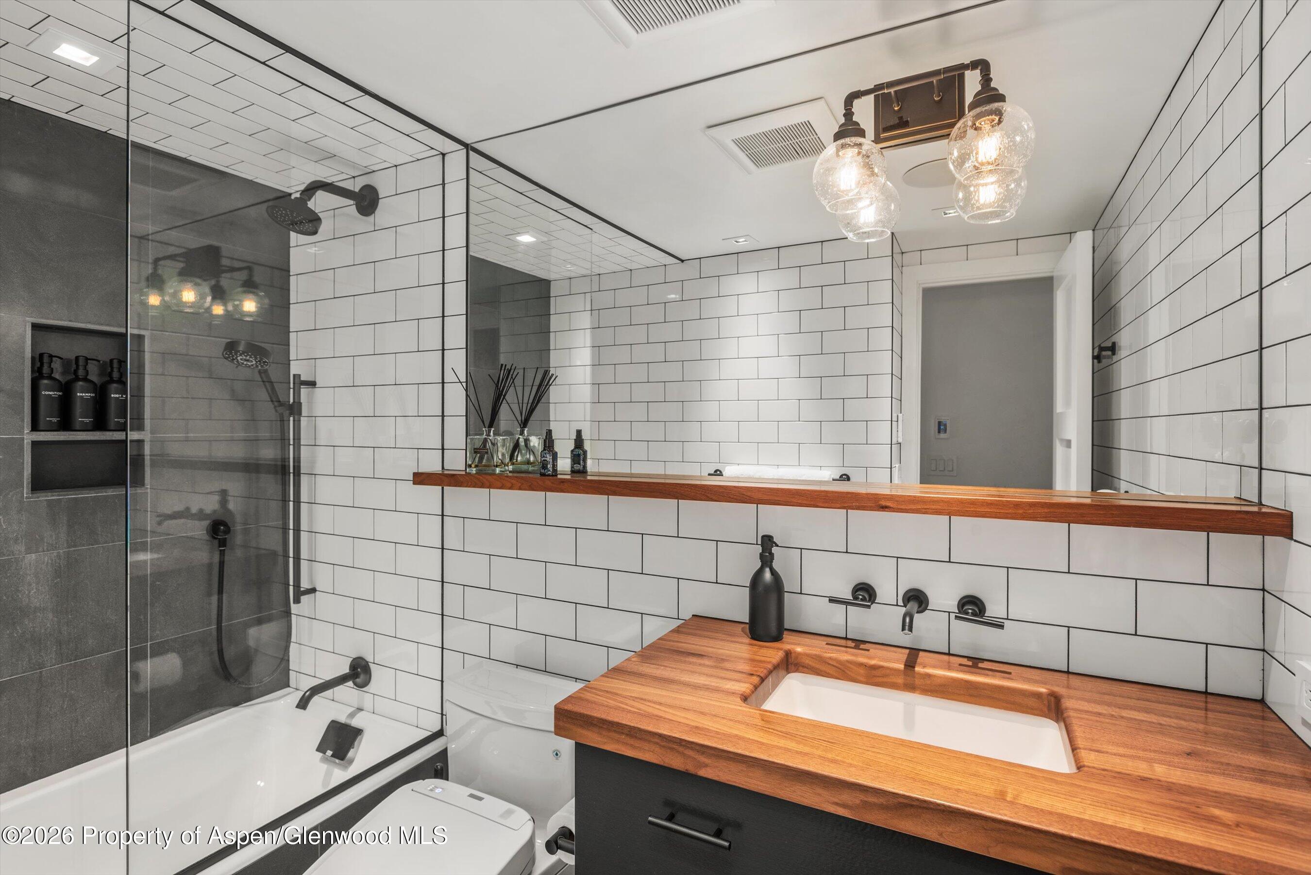 731 S Mill Street Unit 2D