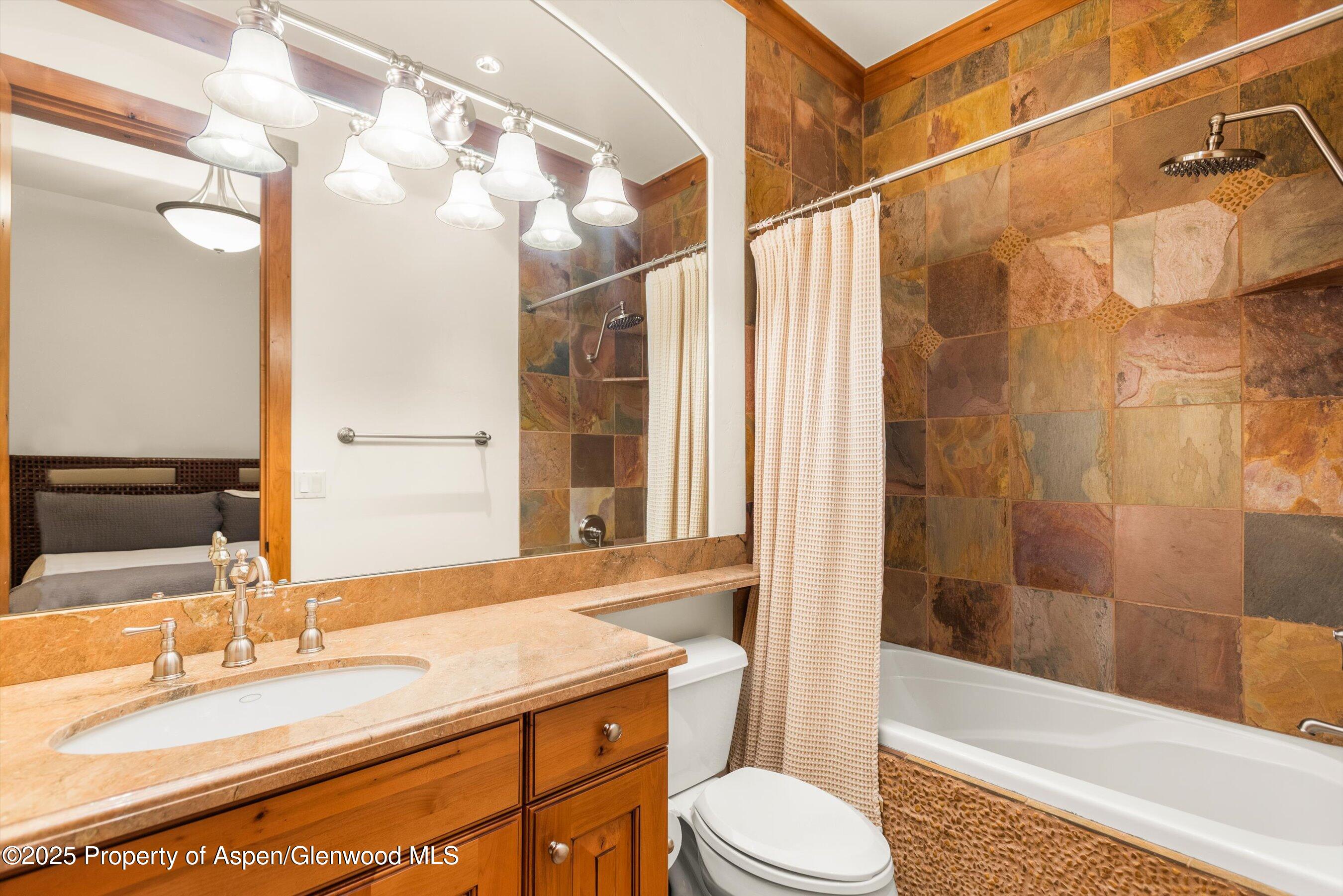 101 & 103 S Seventh Street