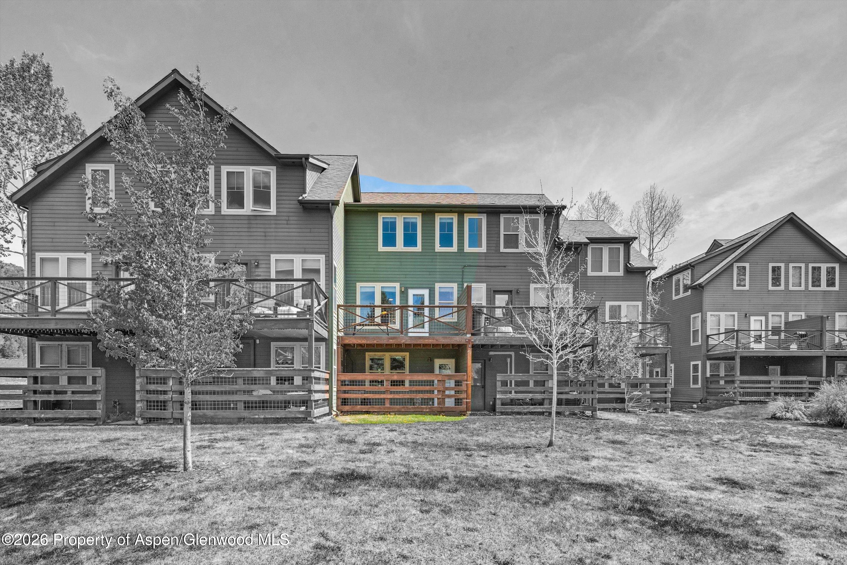 104 Lakeside Drive