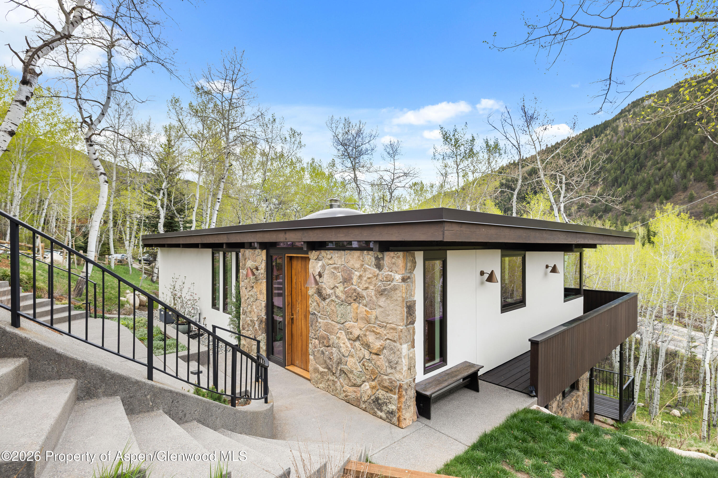 284 Eastwood Drive