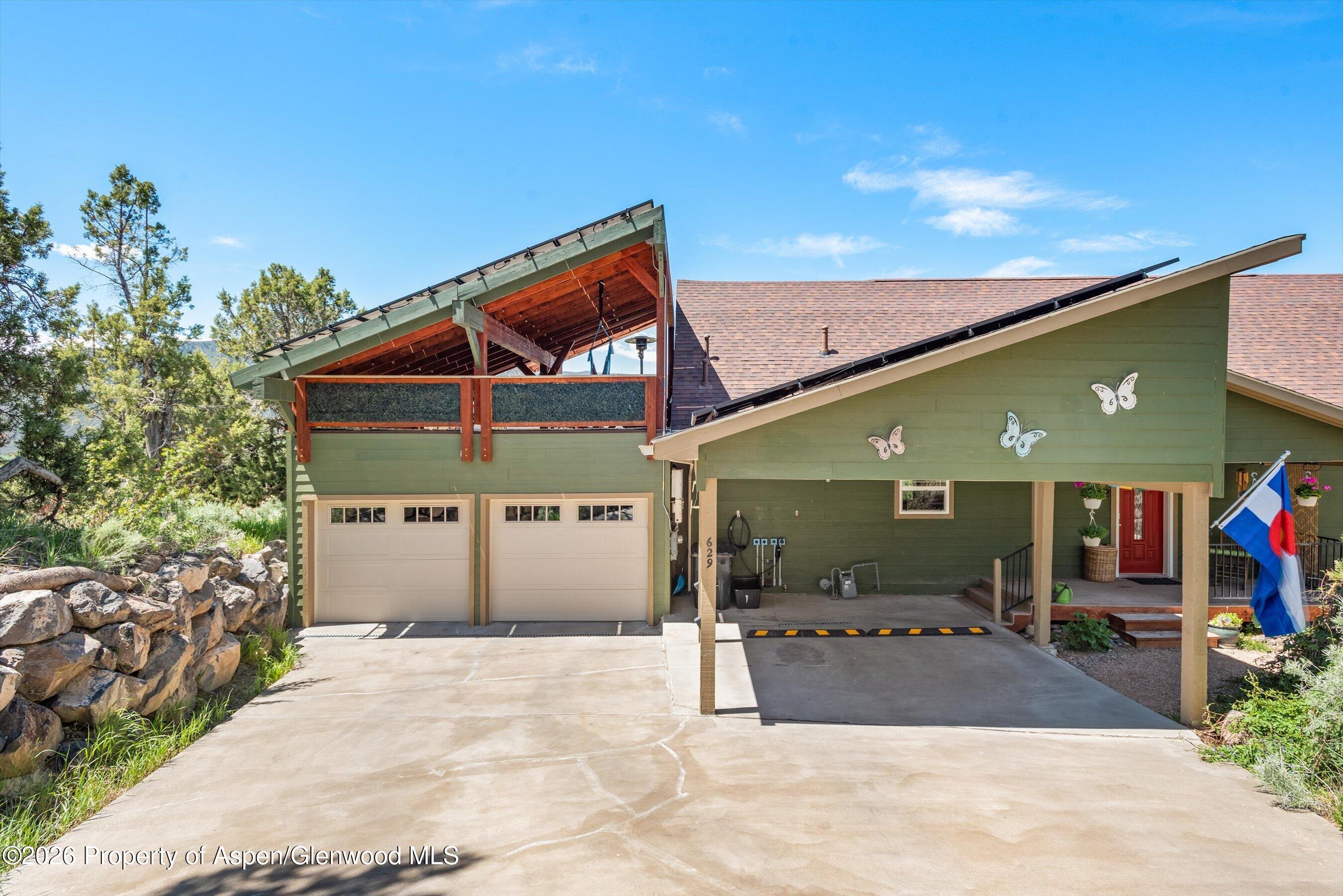 629 Hillcrest Drive