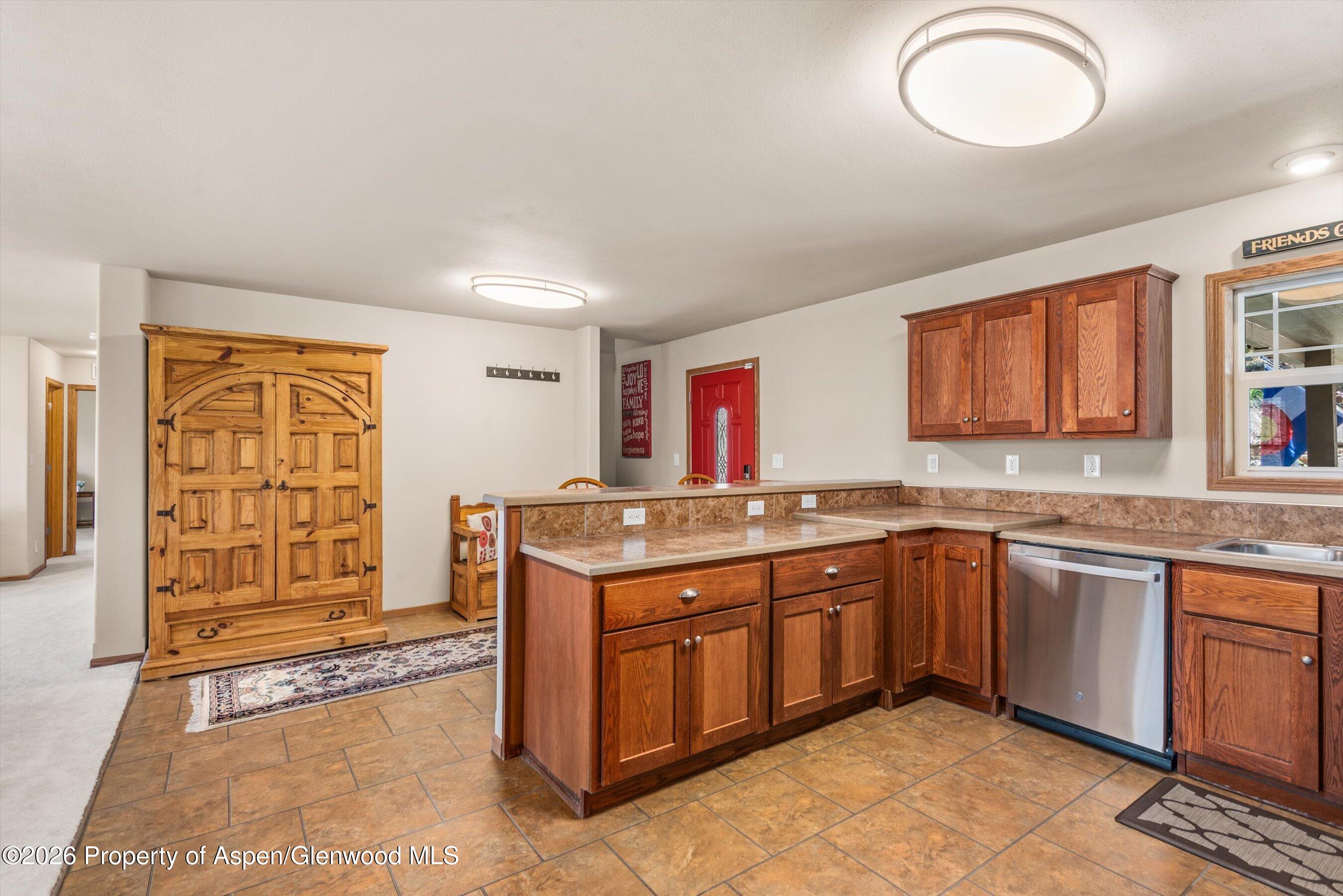 629 Hillcrest Drive