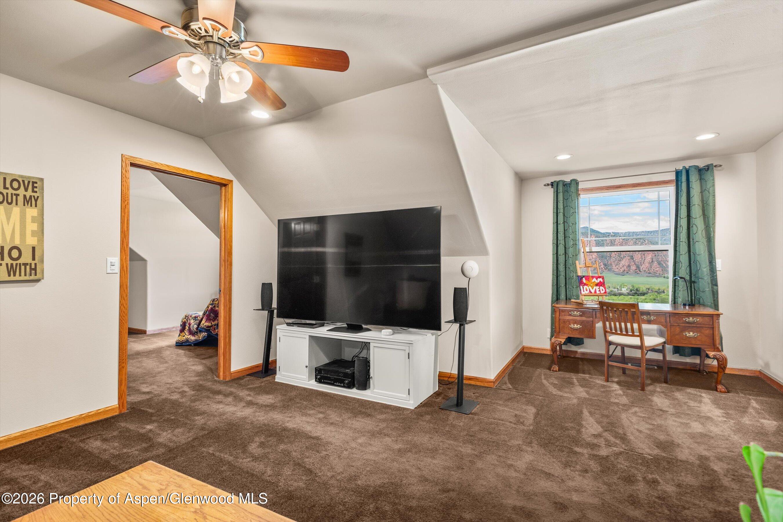 629 Hillcrest Drive