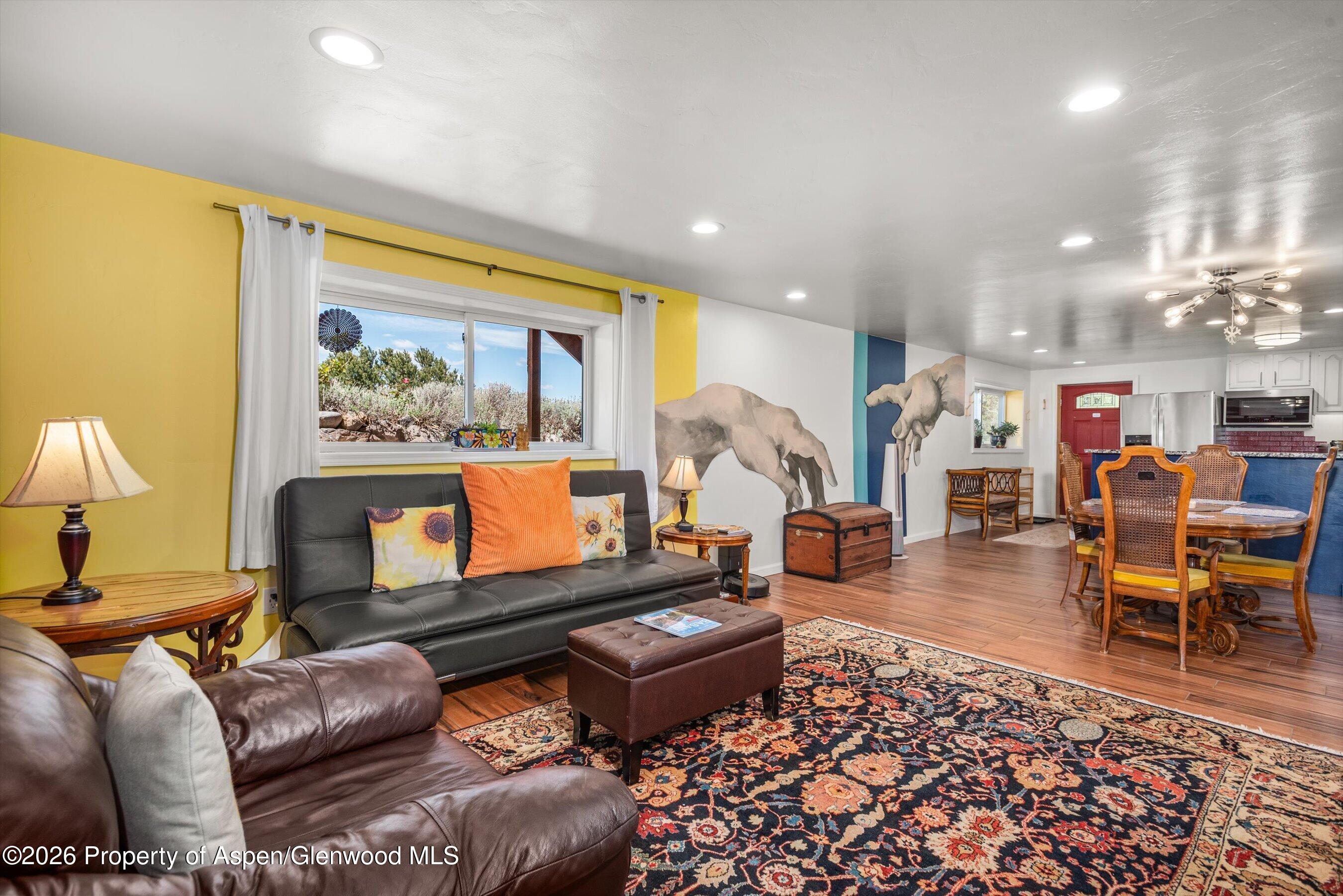 629 Hillcrest Drive