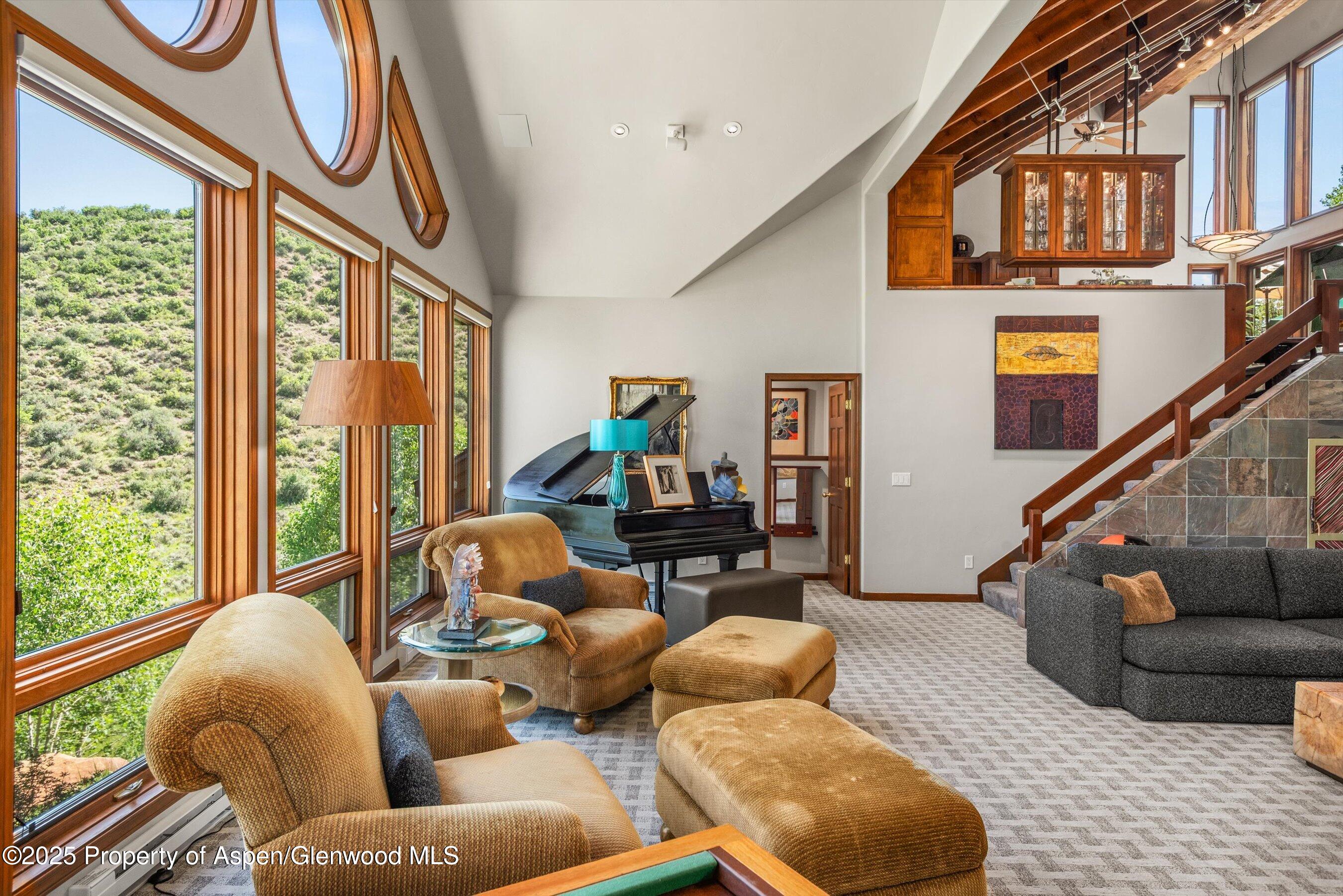 477 Aspen Oak Drive