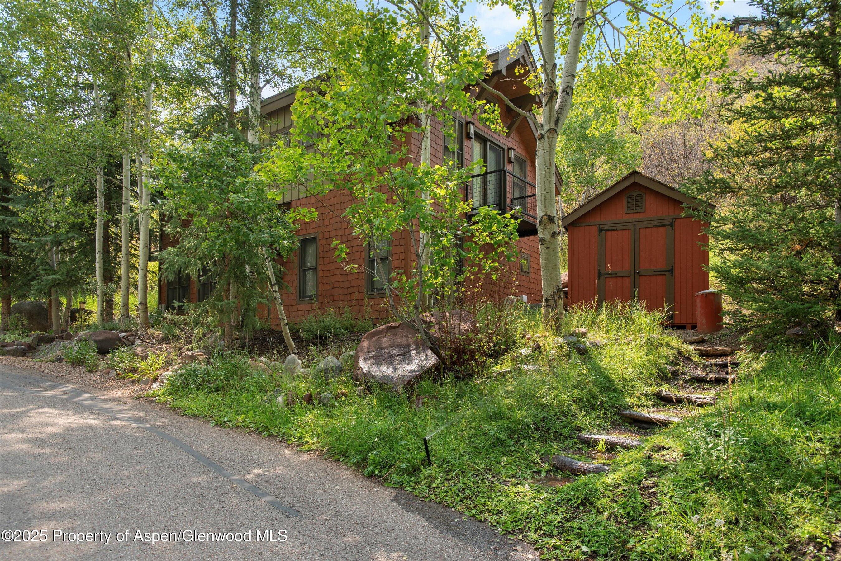477 Aspen Oak Drive