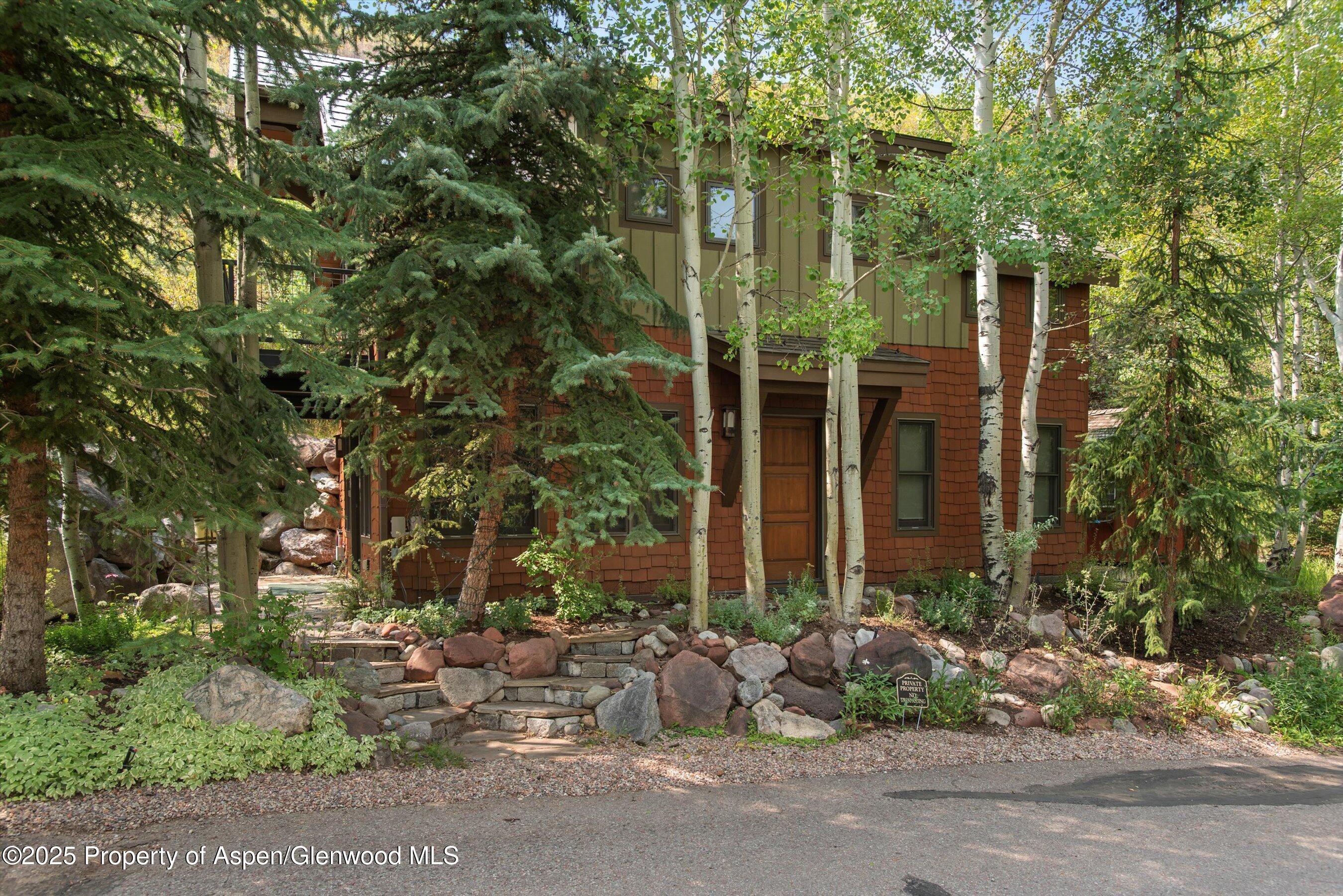 477 Aspen Oak Drive